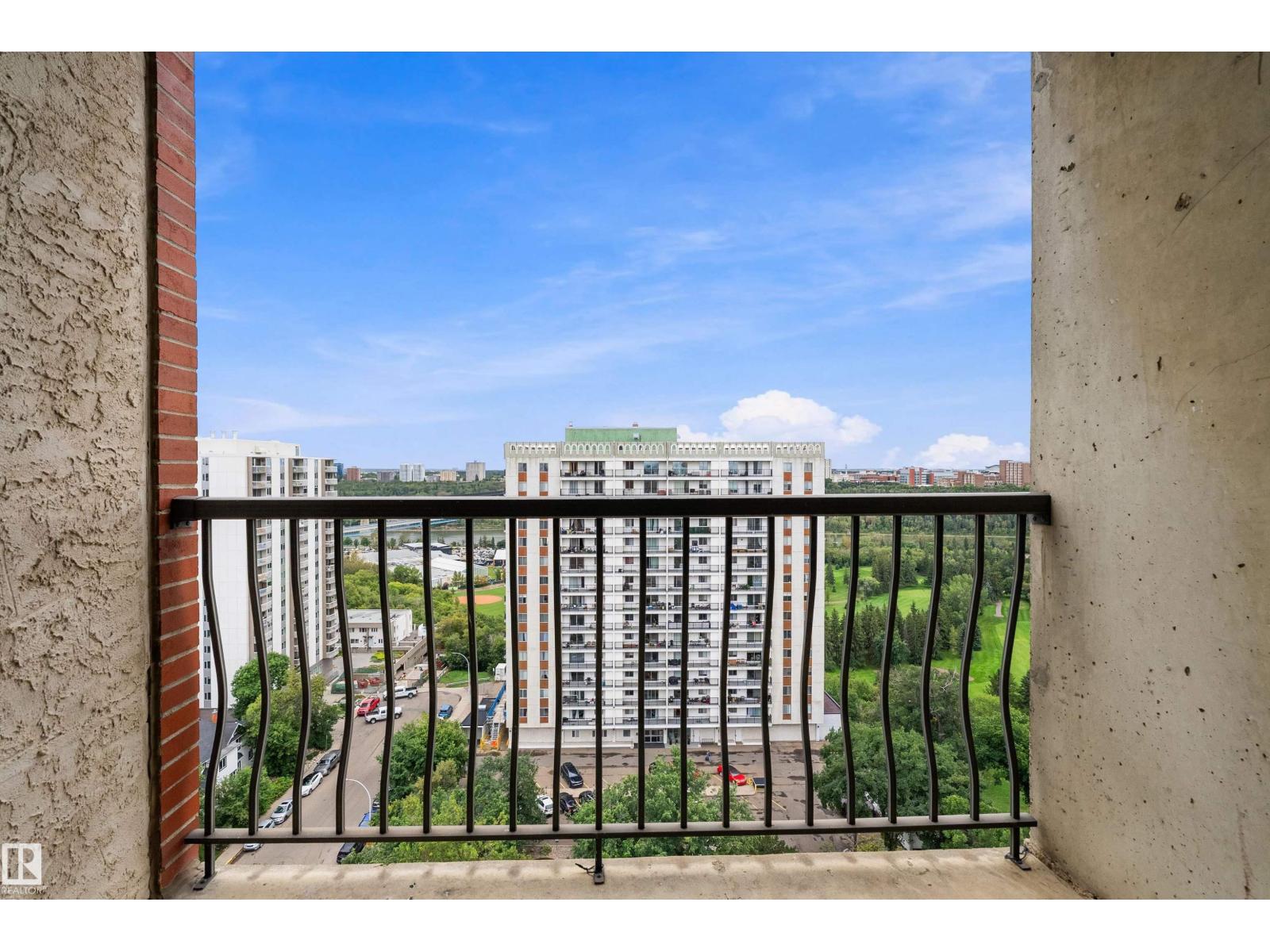 #1704 9916 113 St Nw Property Photo 16