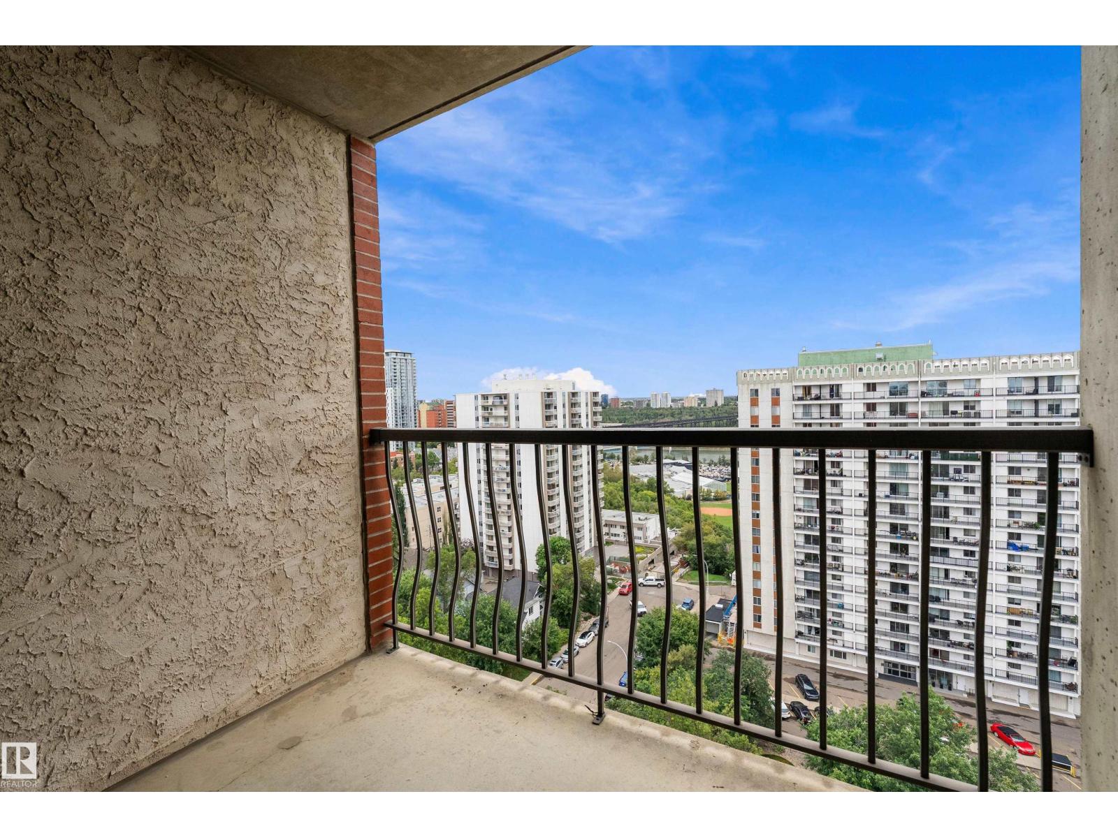 #1704 9916 113 St Nw Property Photo 17