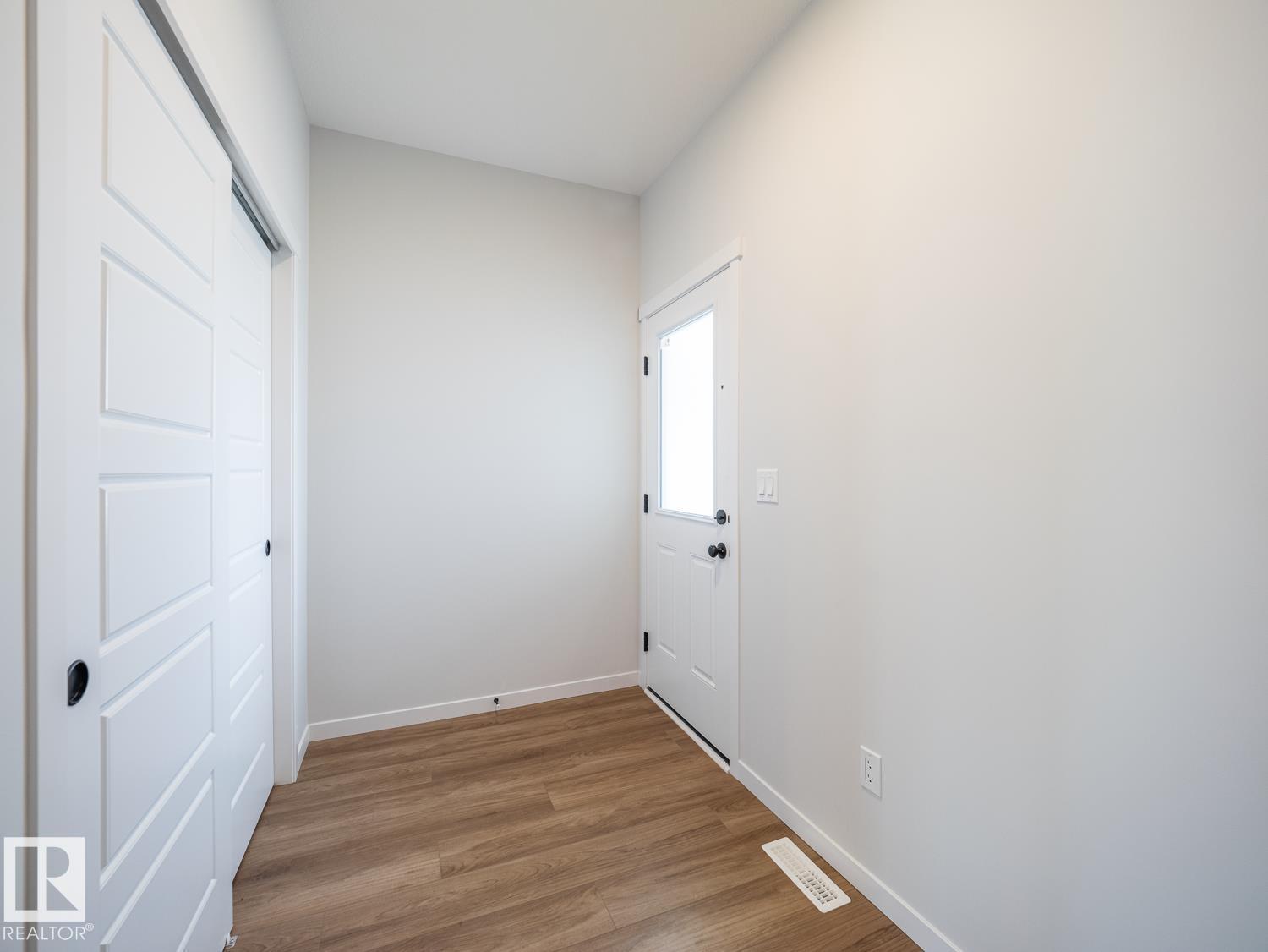 9328 230 St Nw Property Photo 8