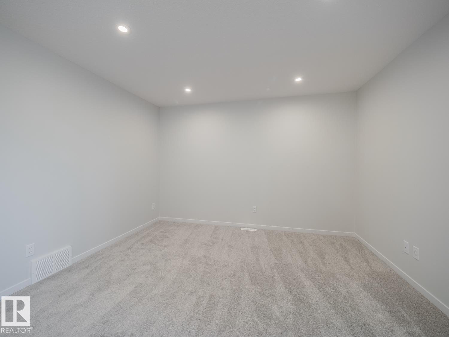 9328 230 St Nw Property Photo 24