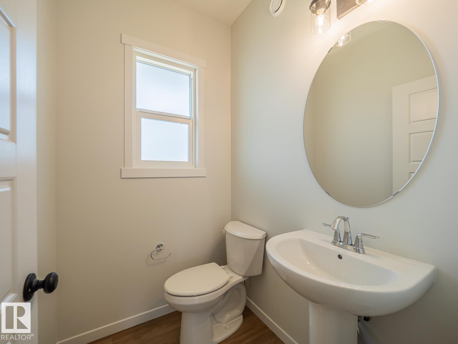 19612 30 Av Nw Property Photo 21