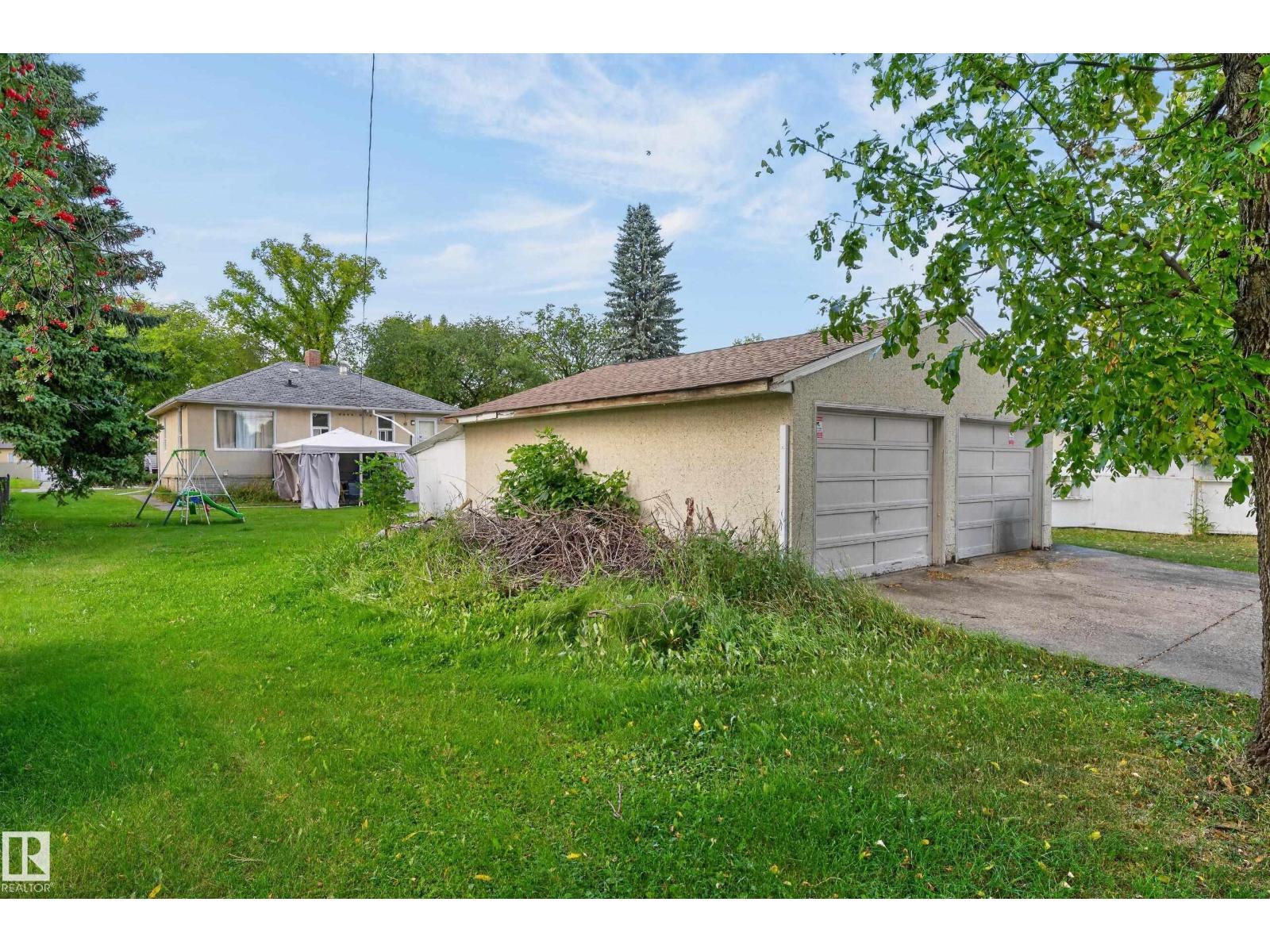12345 79 St Nw Property Photo 6