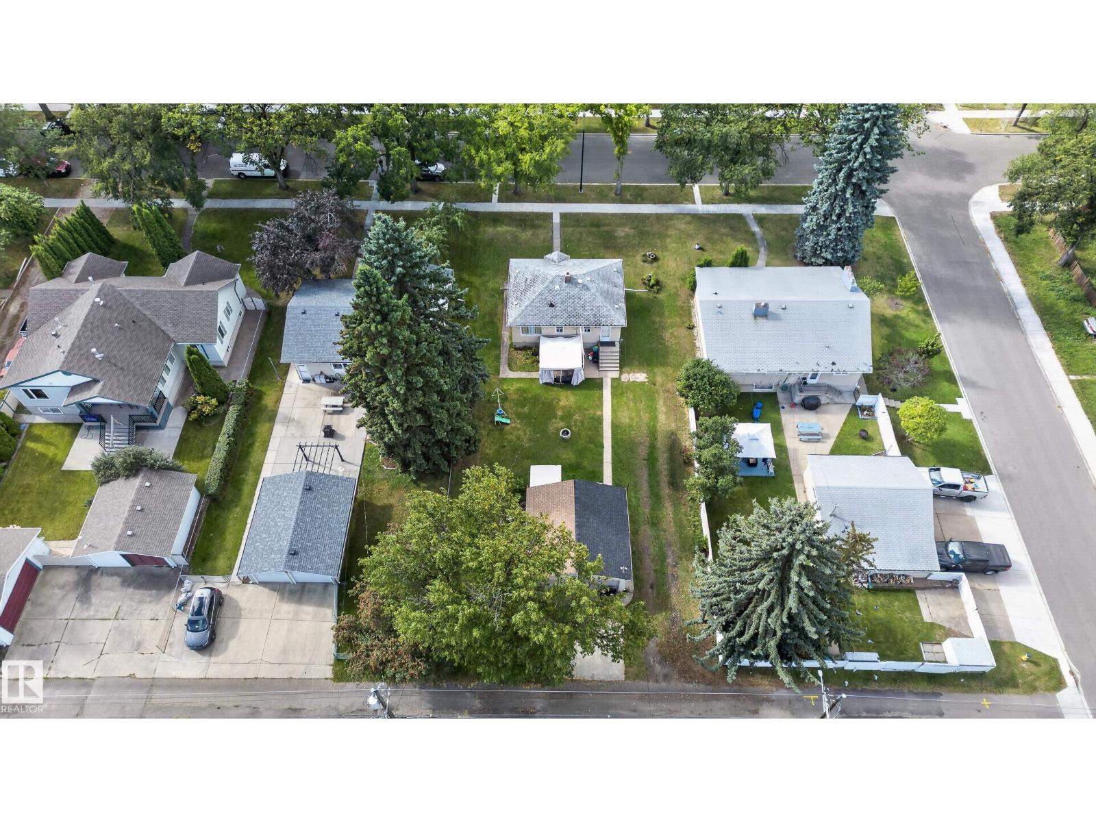 12345 79 St Nw Property Photo 14