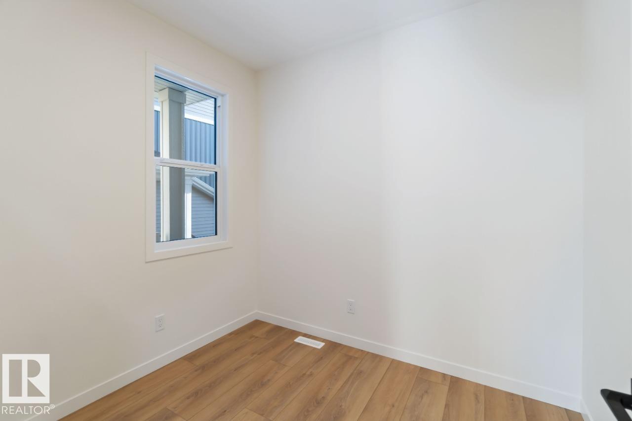 80 Rosa Cr Property Photo 13