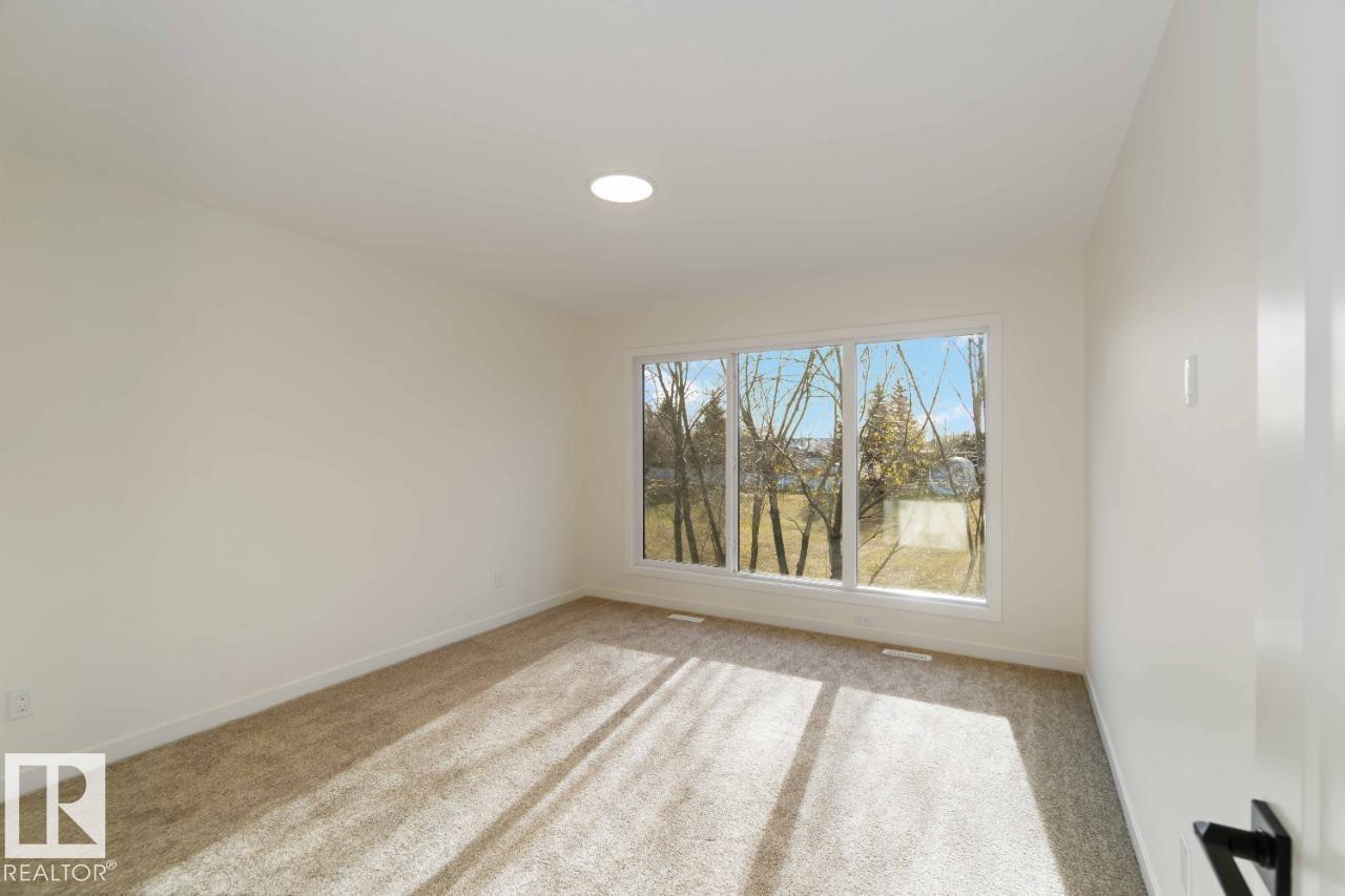 80 Rosa Cr Property Photo 18