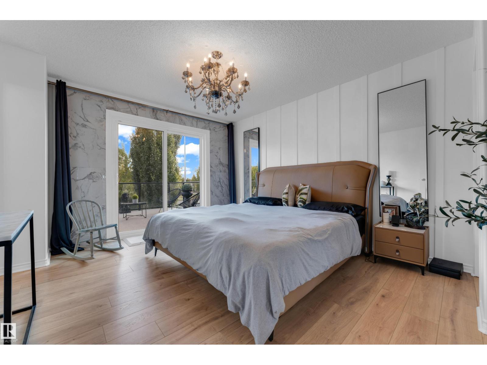 3135 24 Av Nw Property Photo 32
