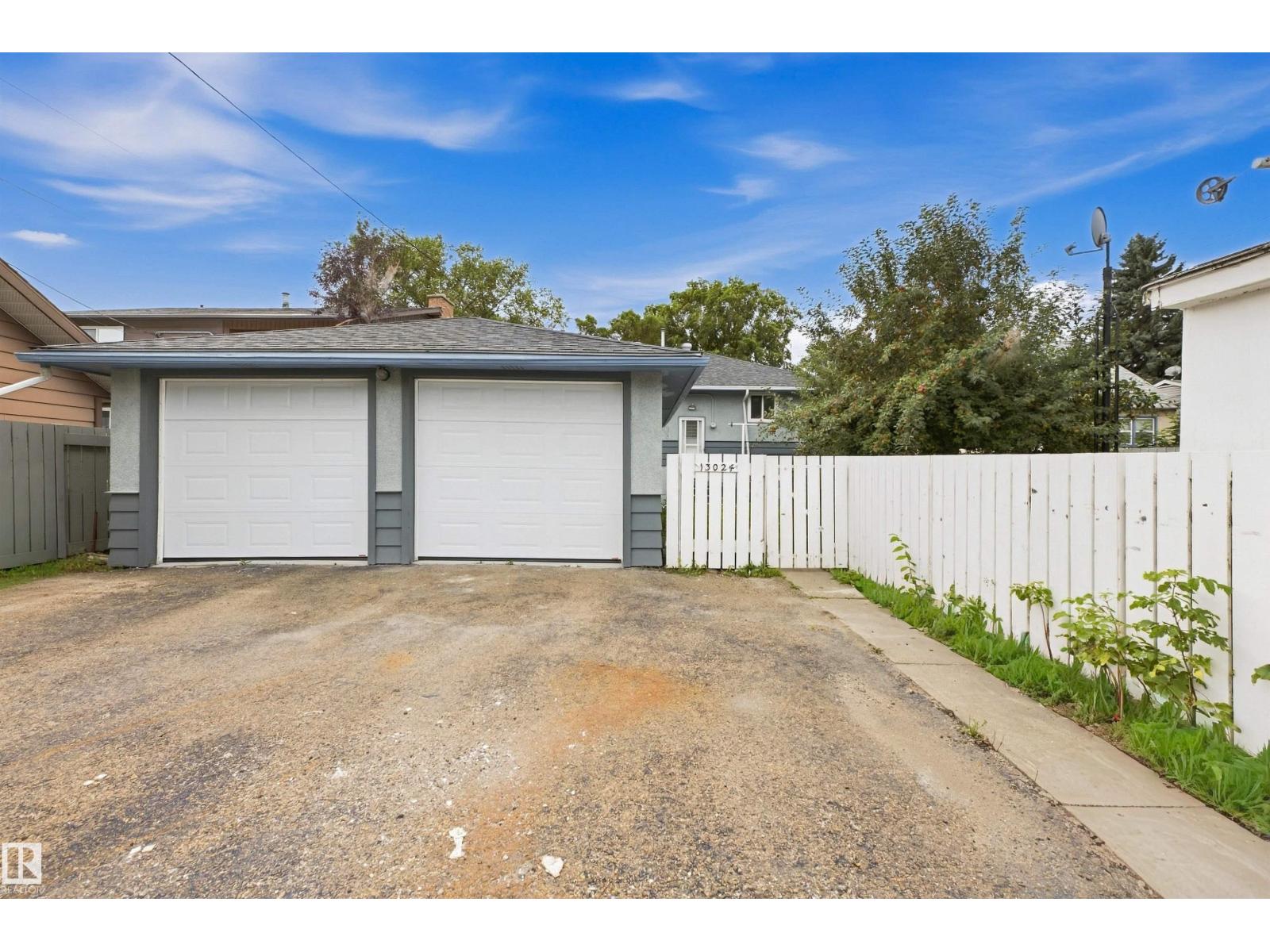 13024 Sherbrooke Av Nw Property Photo 9
