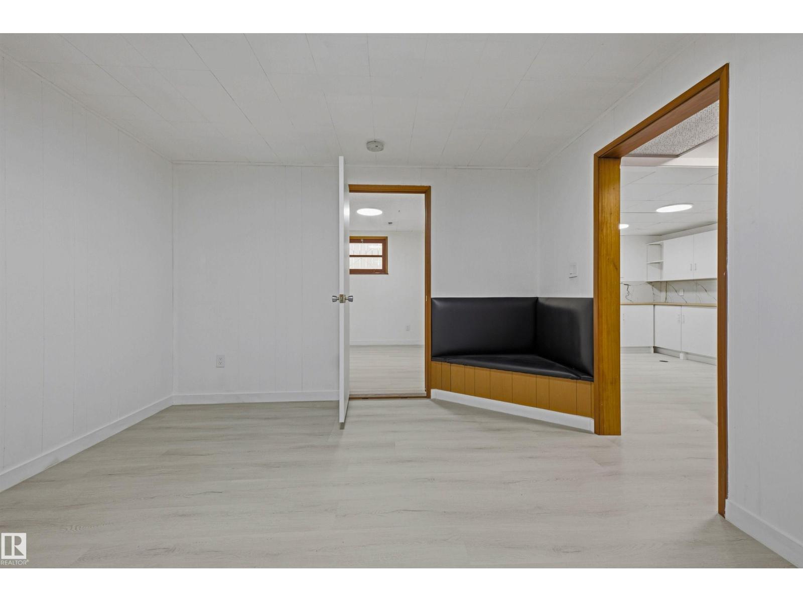 13024 Sherbrooke Av Nw Property Photo 30