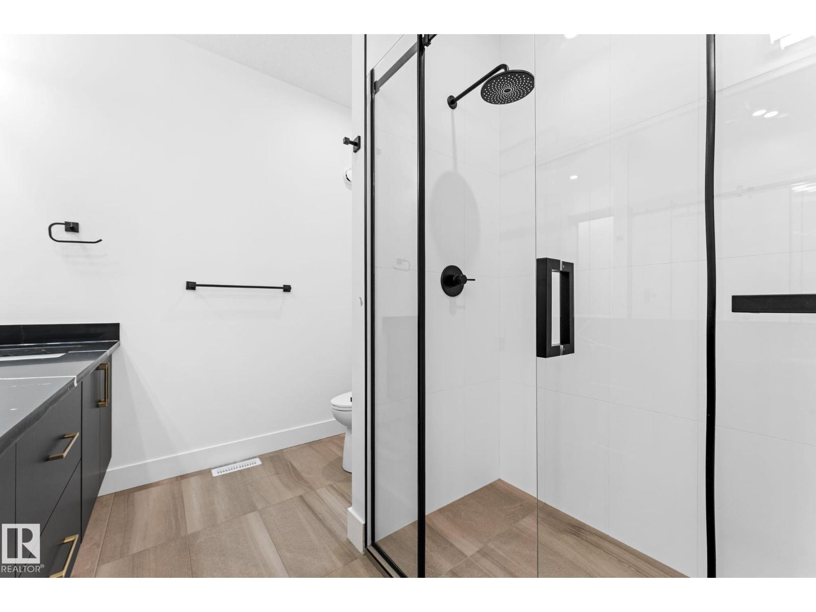 11021 132 St Nw Property Photo 16