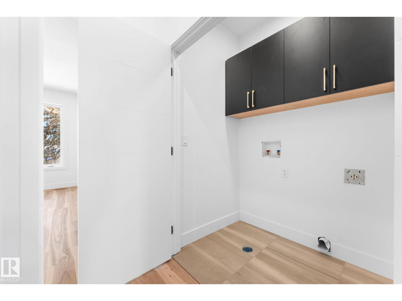 11021 132 St Nw Property Photo 18