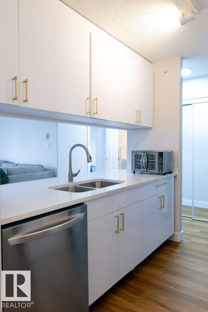 #417 16303 95 St Nw Property Photo 9
