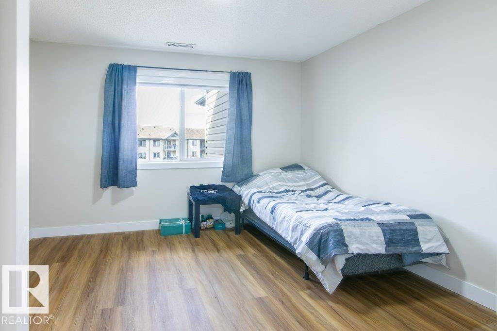 #417 16303 95 St Nw Property Photo 17