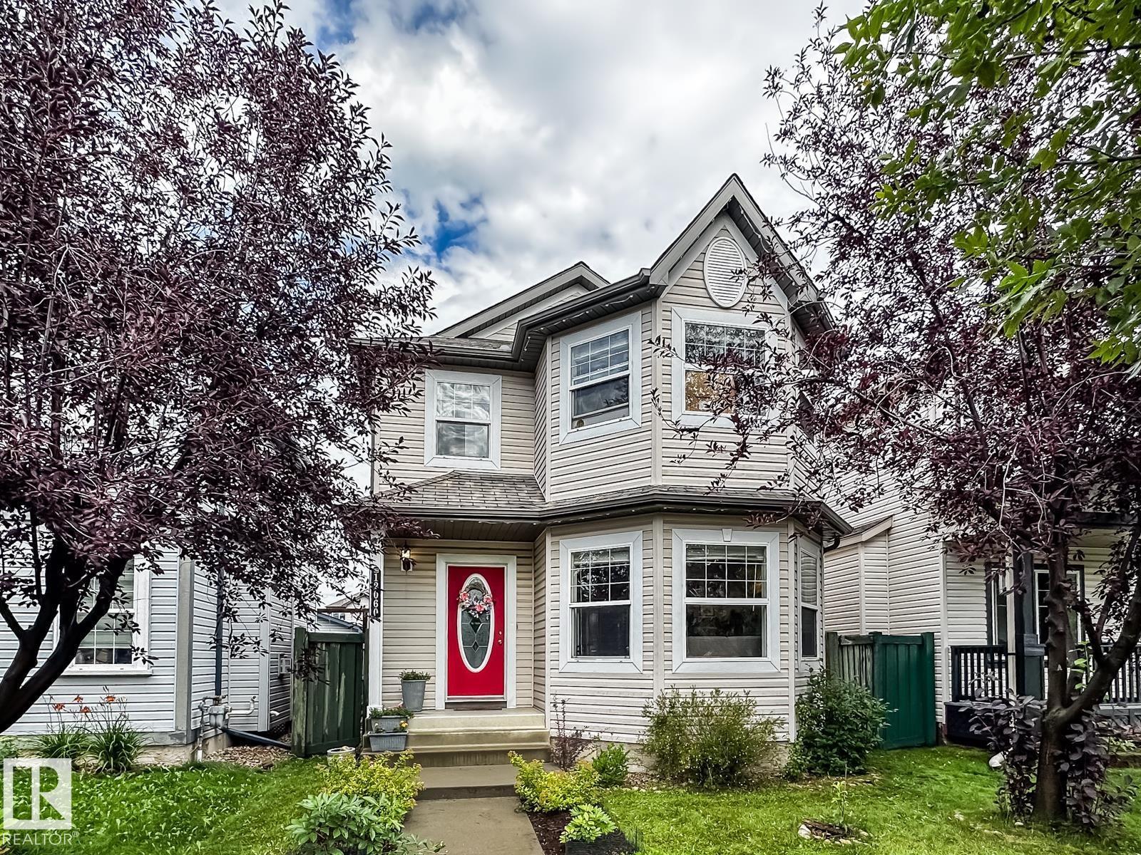 12060 19 AV SW Property Photo 1