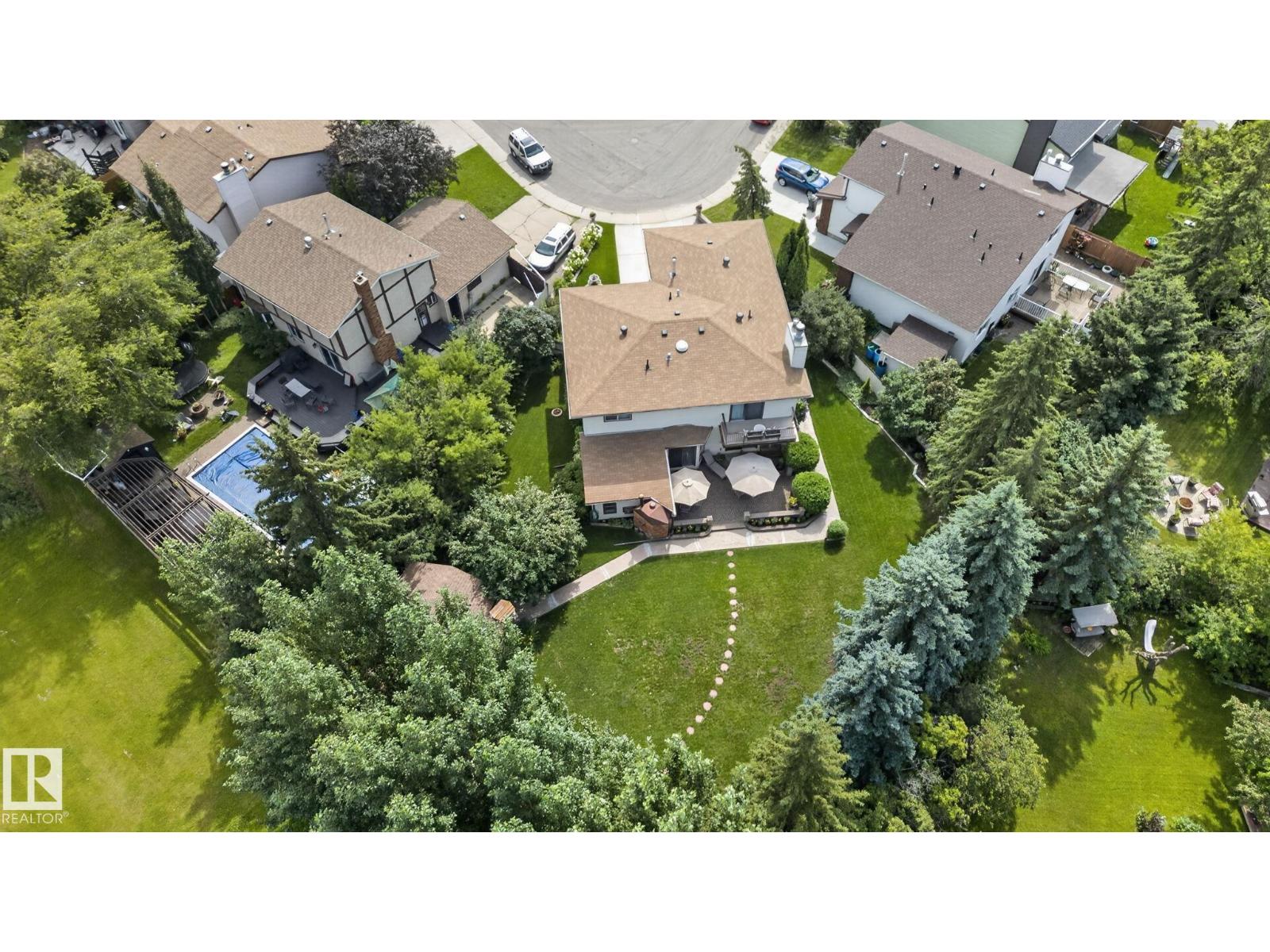 18132 78 Av Nw Property Photo 1