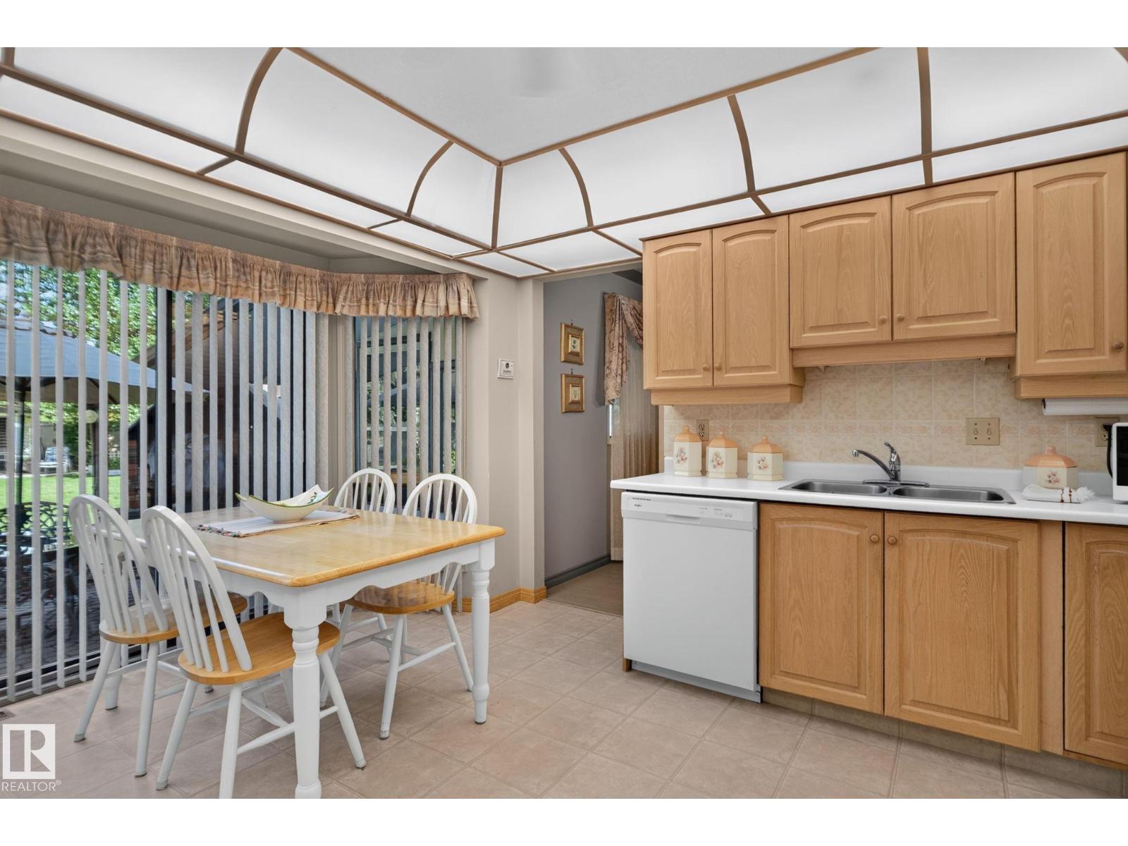18132 78 Av Nw Property Photo 15