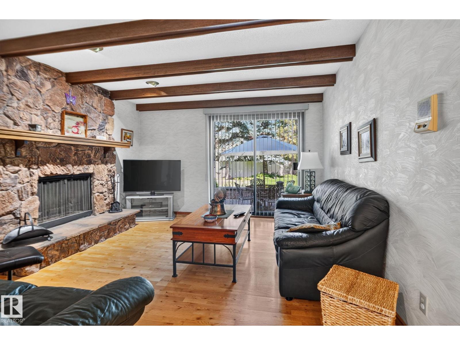 18132 78 Av Nw Property Photo 18