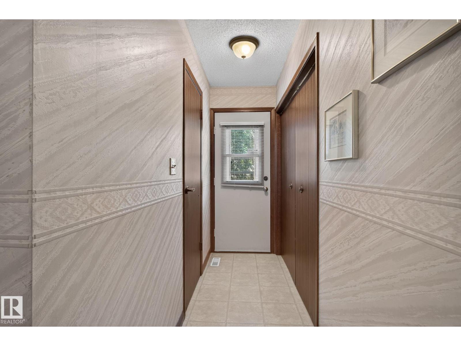 18132 78 Av Nw Property Photo 22