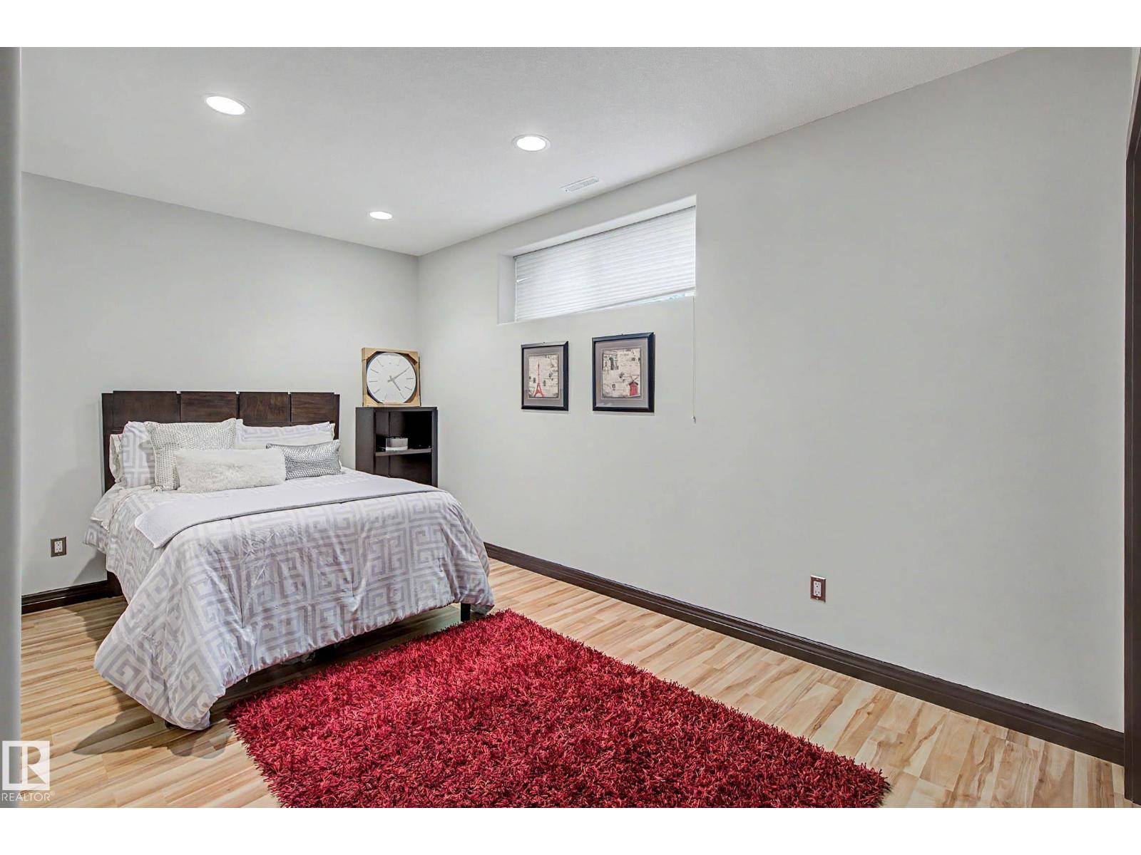 42 Kenilworth Cr Property Photo 40