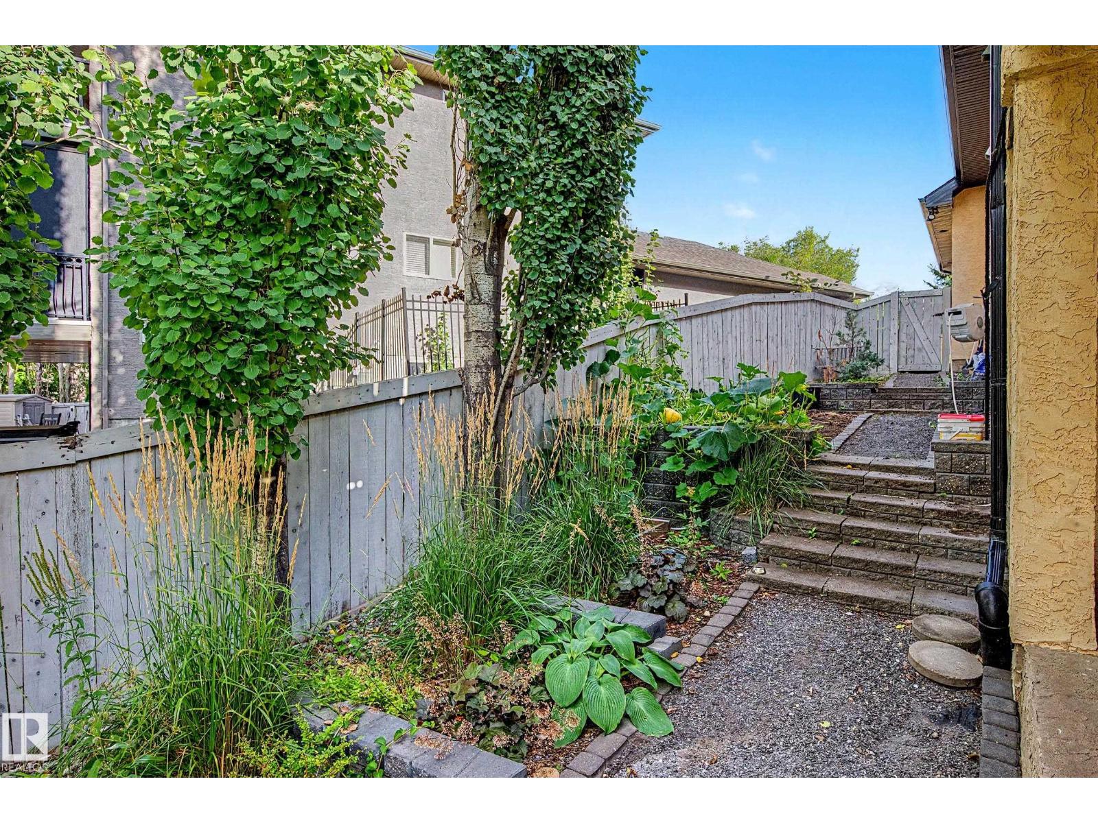 42 Kenilworth Cr Property Photo 50