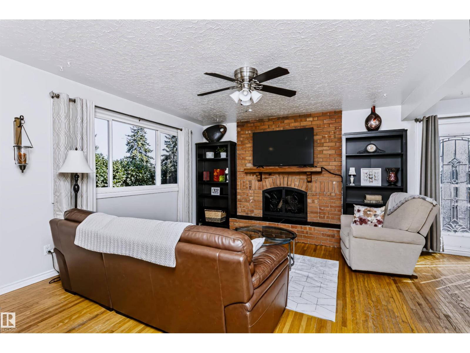 13503 135 Av Nw Property Photo 6