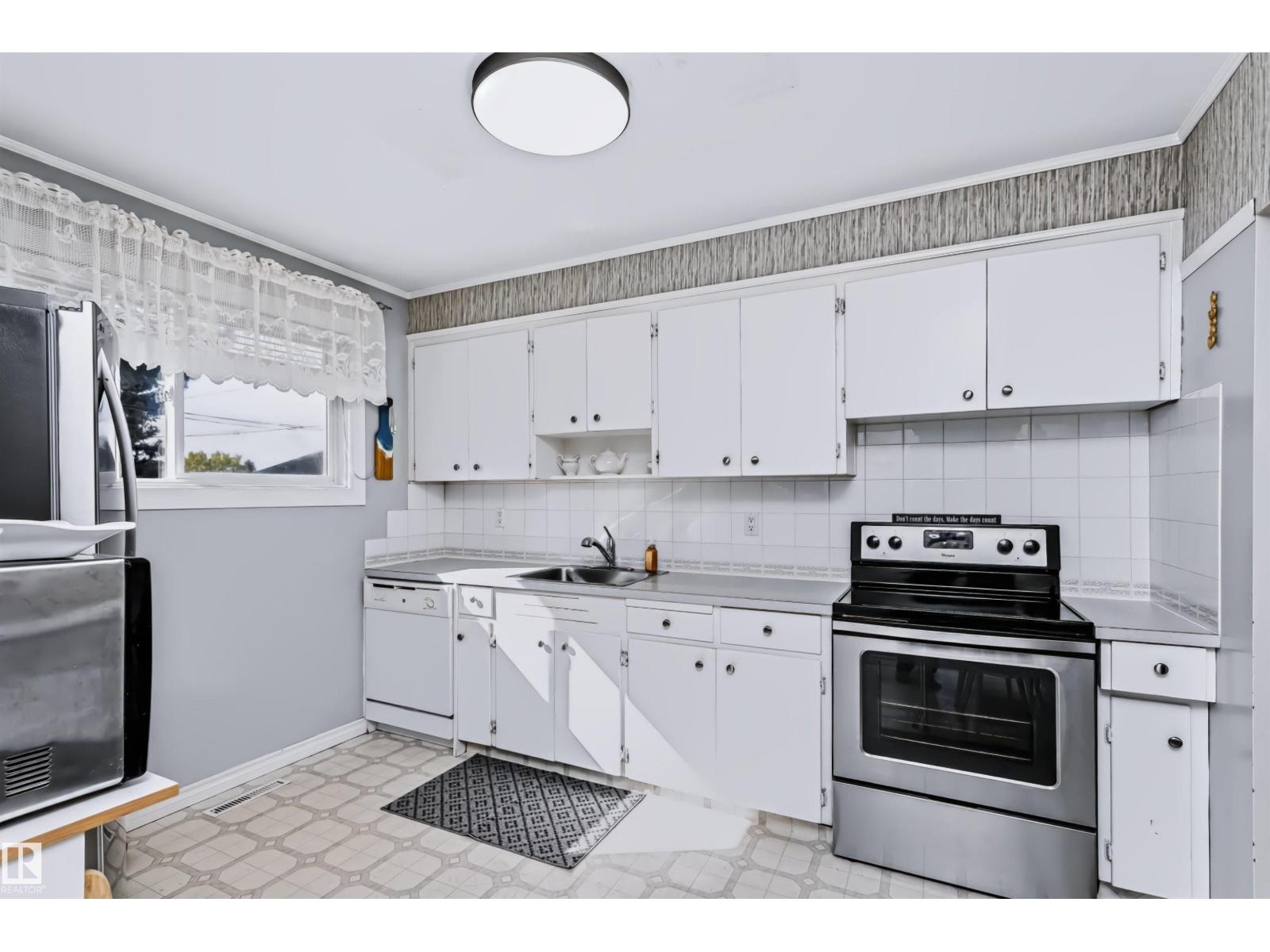 13503 135 Av Nw Property Photo 17