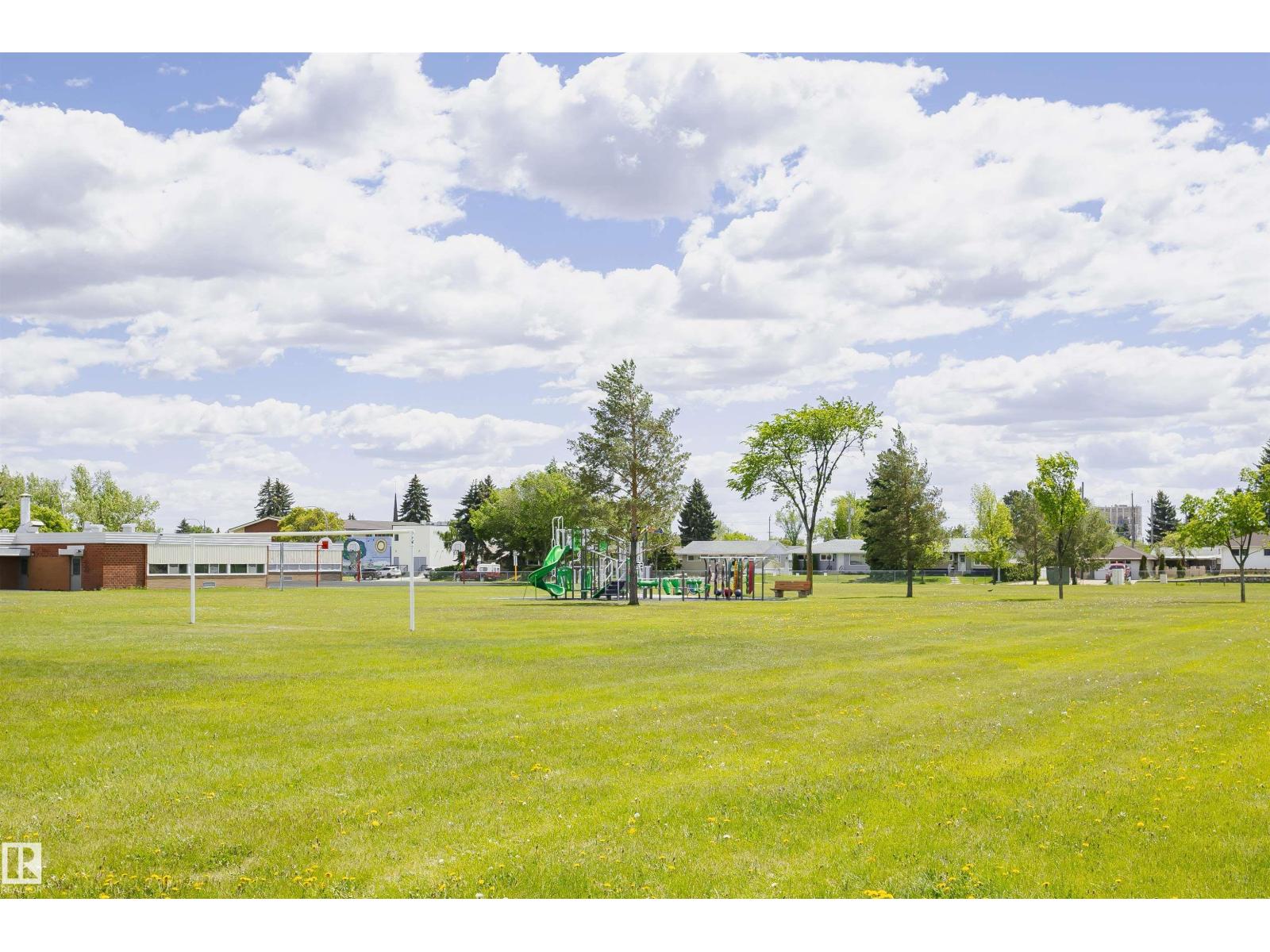 13503 135 Av Nw Property Photo 68