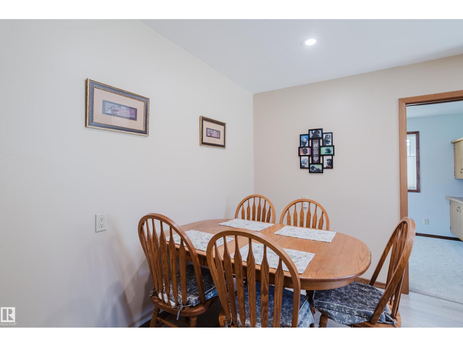 10924 35a Av Nw Property Photo 10