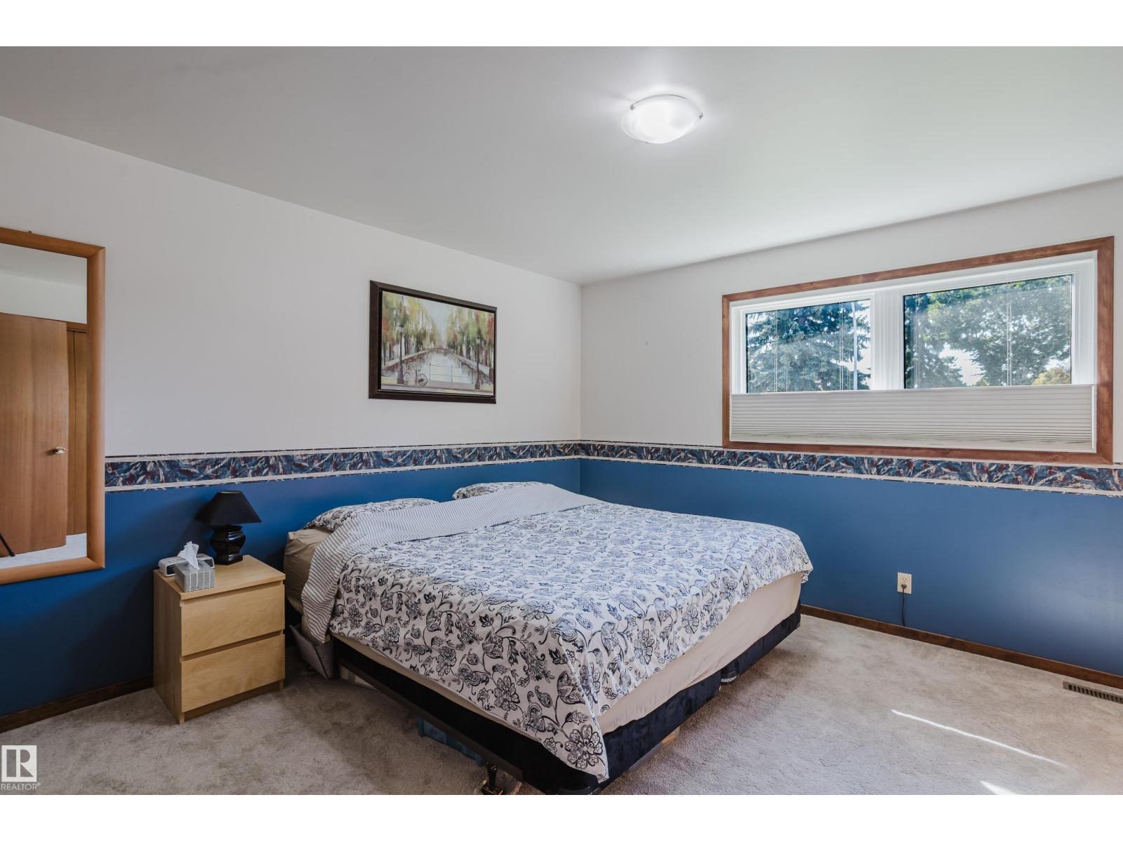 10924 35a Av Nw Property Photo 20