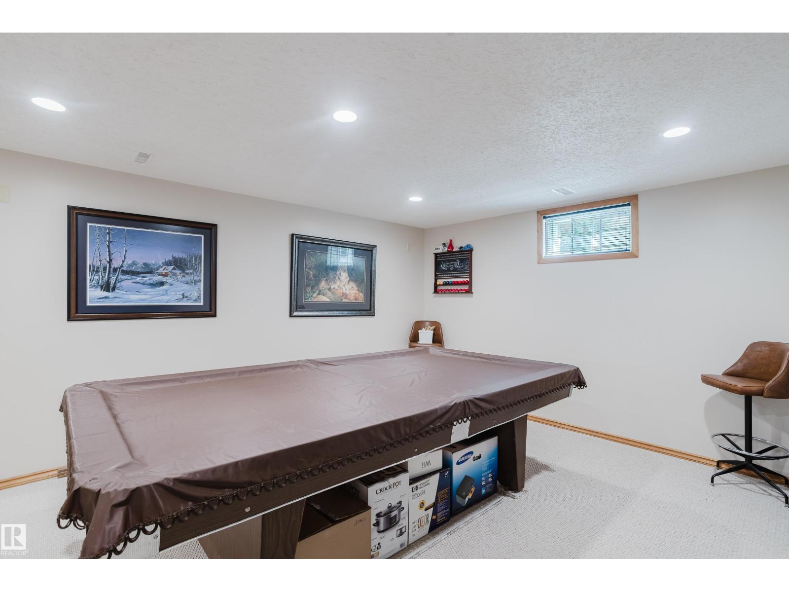 10924 35a Av Nw Property Photo 41