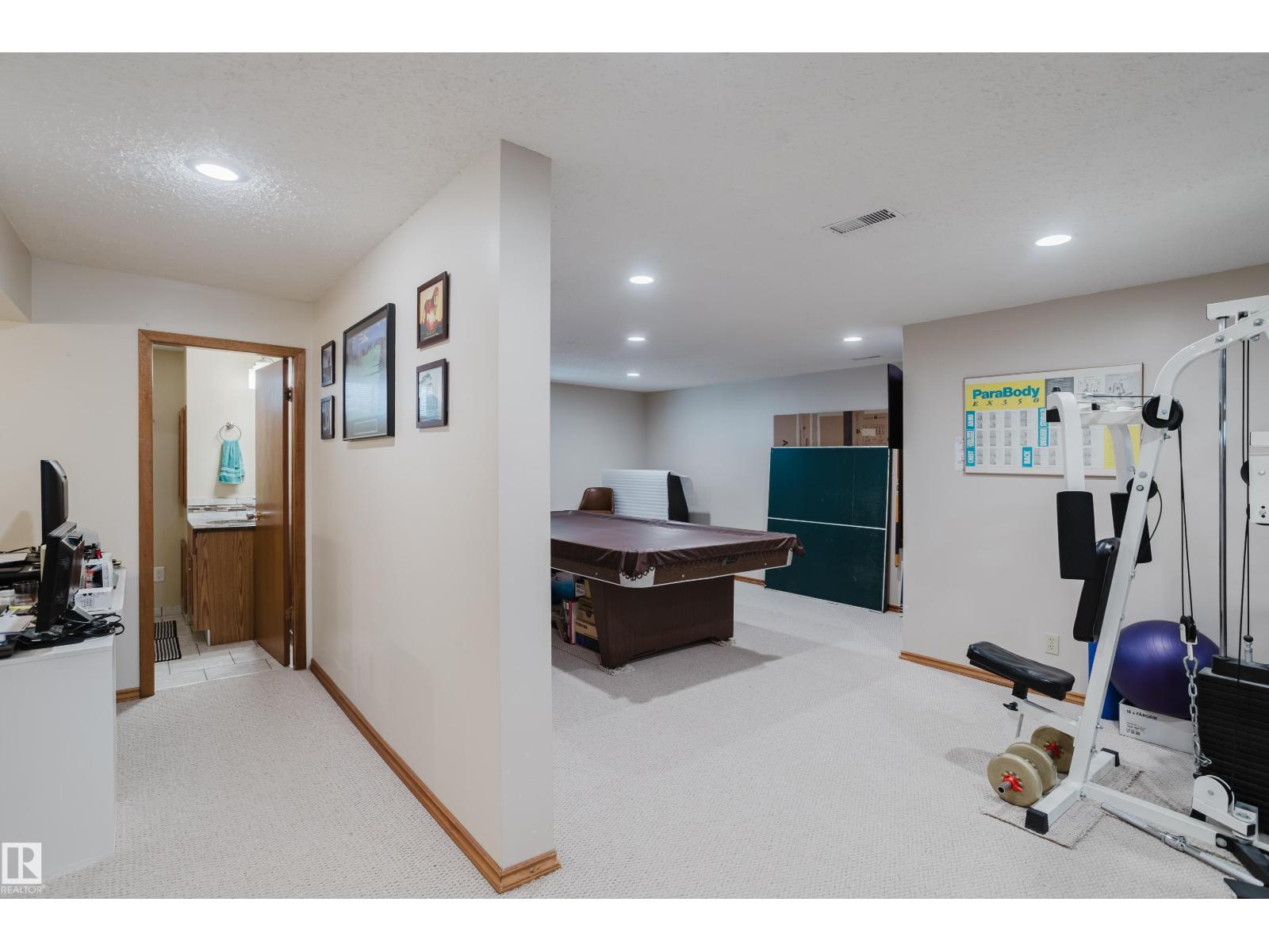 10924 35a Av Nw Property Photo 42