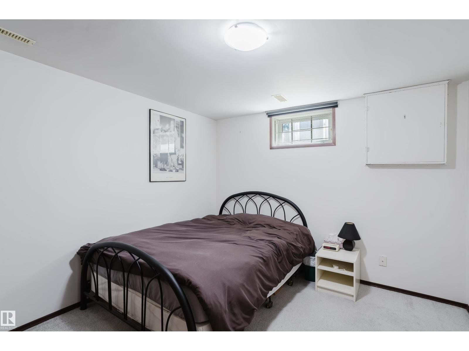 10924 35a Av Nw Property Photo 43