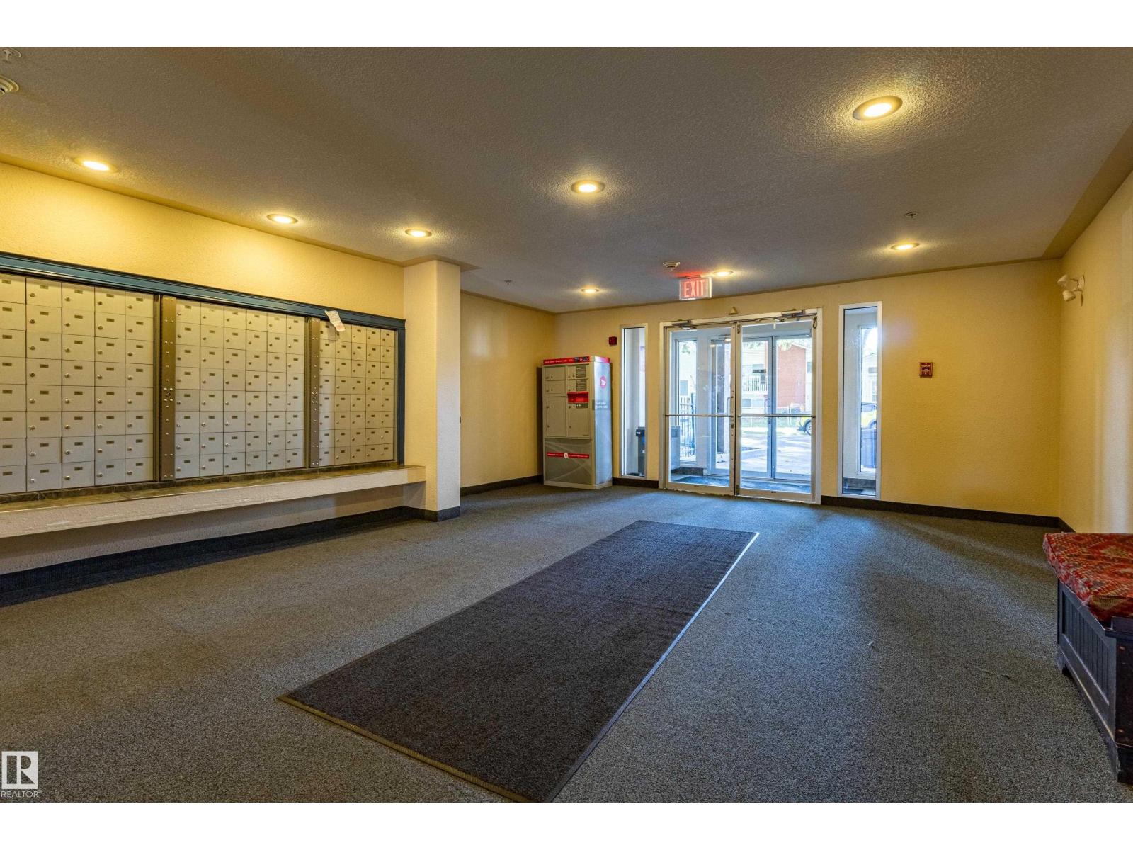 #316 11325 83 St Nw Property Photo 2