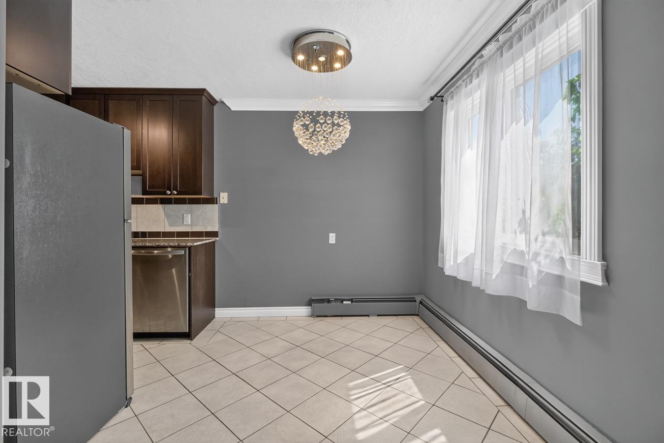 #402 10625 83 Av Nw Property Photo 7