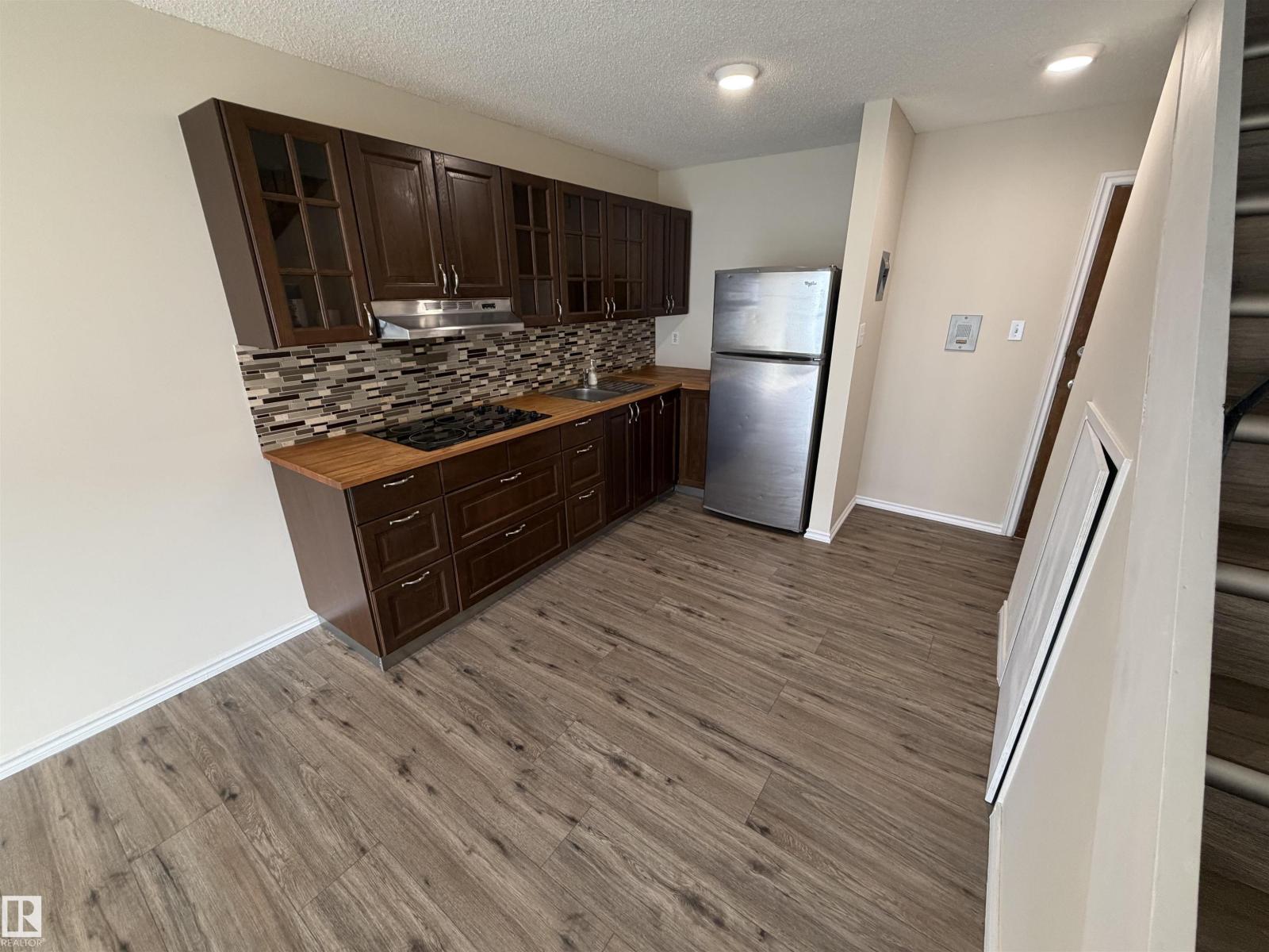 #209 11429 124 St Nw Property Photo 10