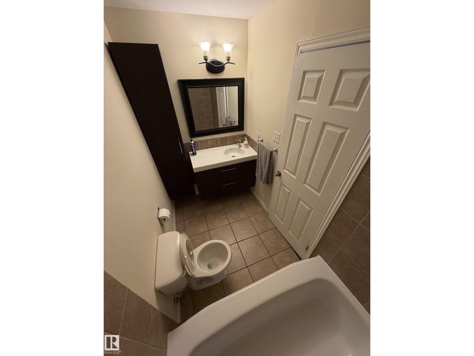 #209 11429 124 St Nw Property Photo 27