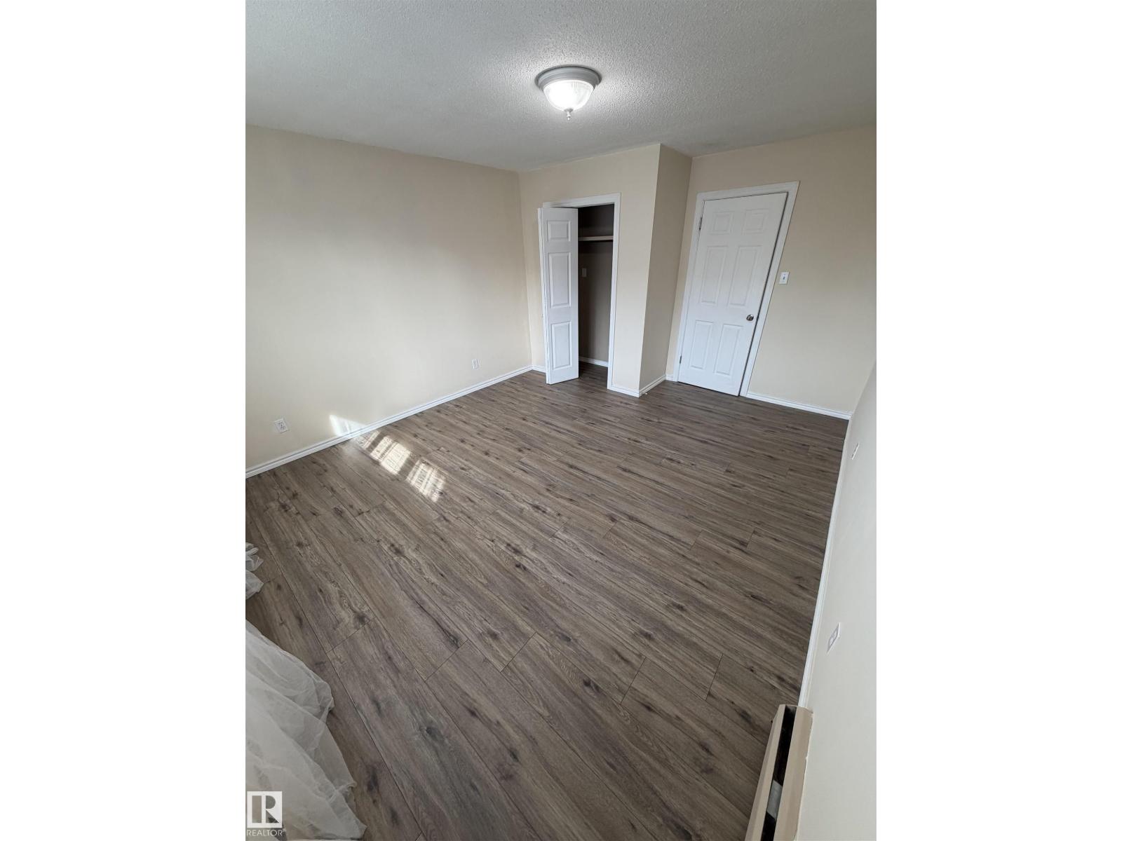 #209 11429 124 St Nw Property Photo 38