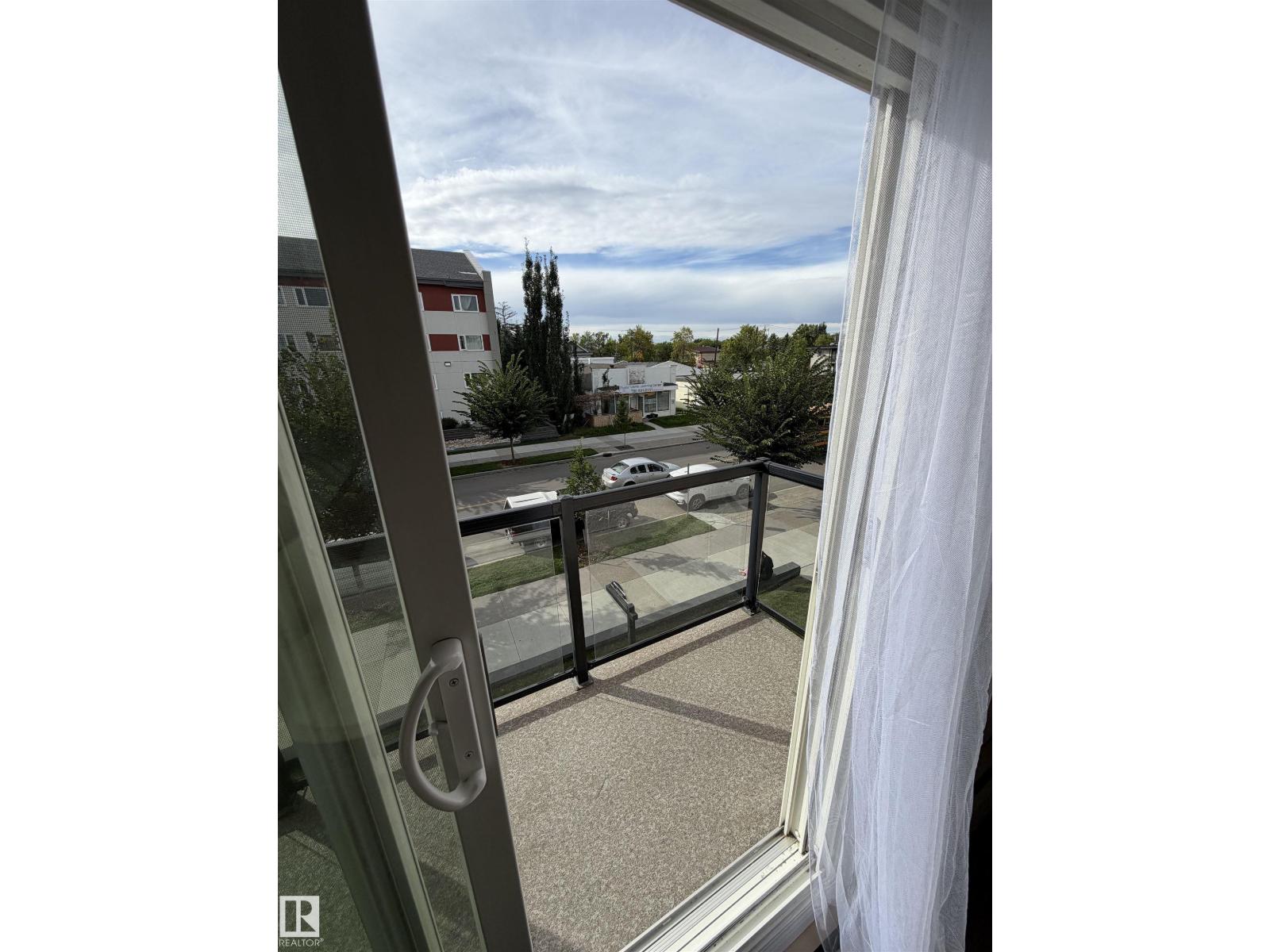 #209 11429 124 St Nw Property Photo 41