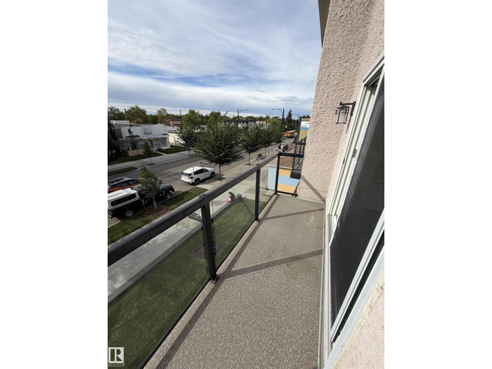 #209 11429 124 St Nw Property Photo 43
