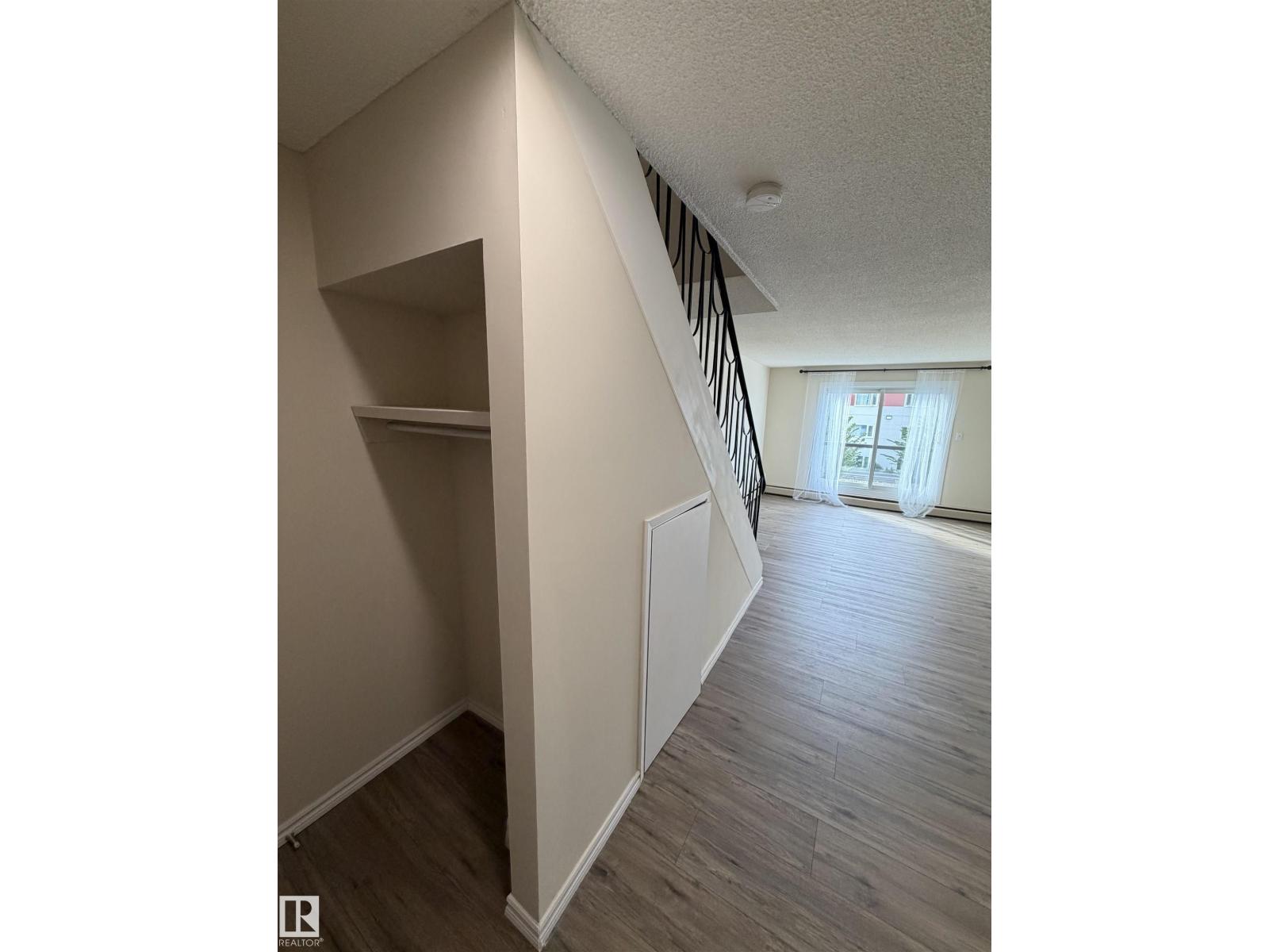 #209 11429 124 St Nw Property Photo 45