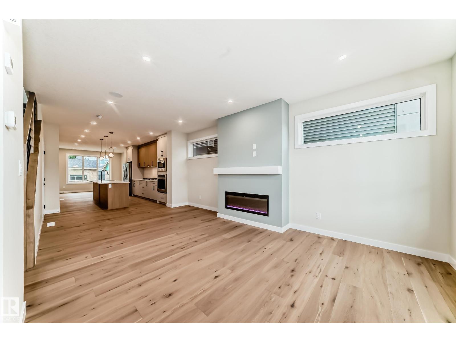 9637 85 St Nw Property Photo 10
