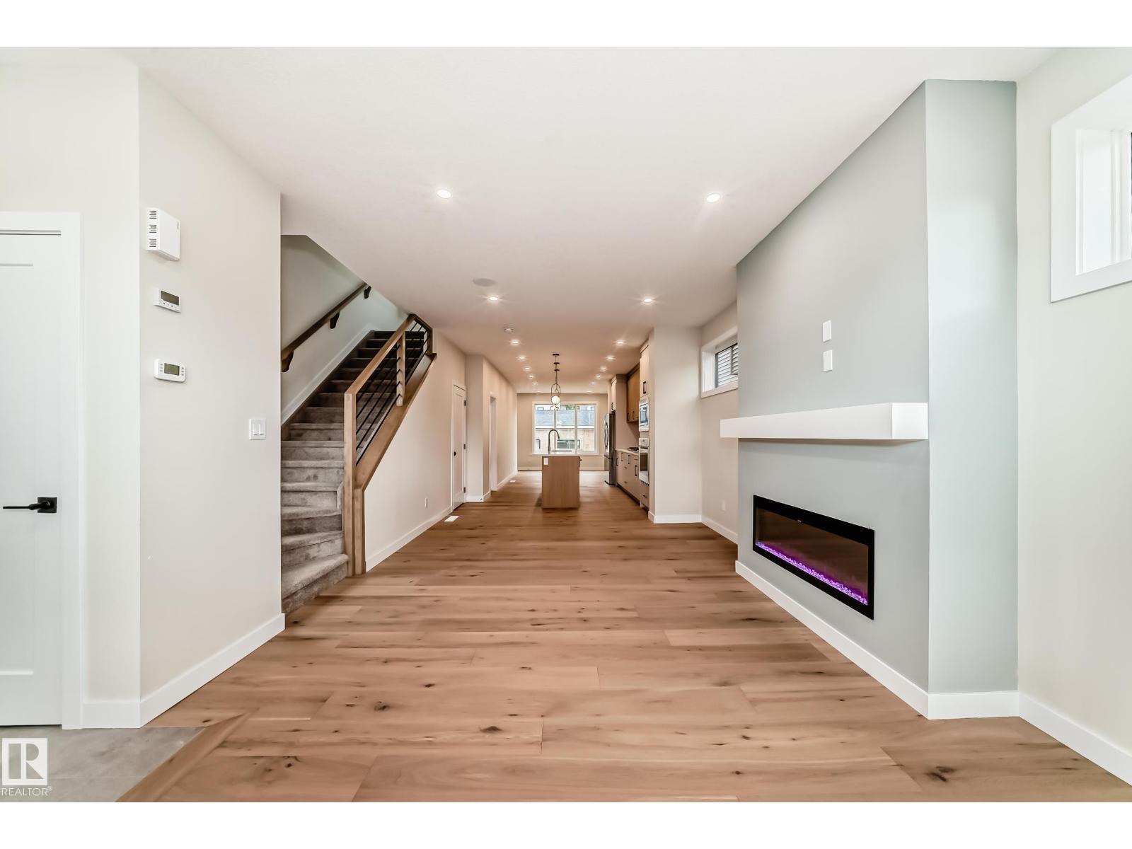 9637 85 St Nw Property Photo 17