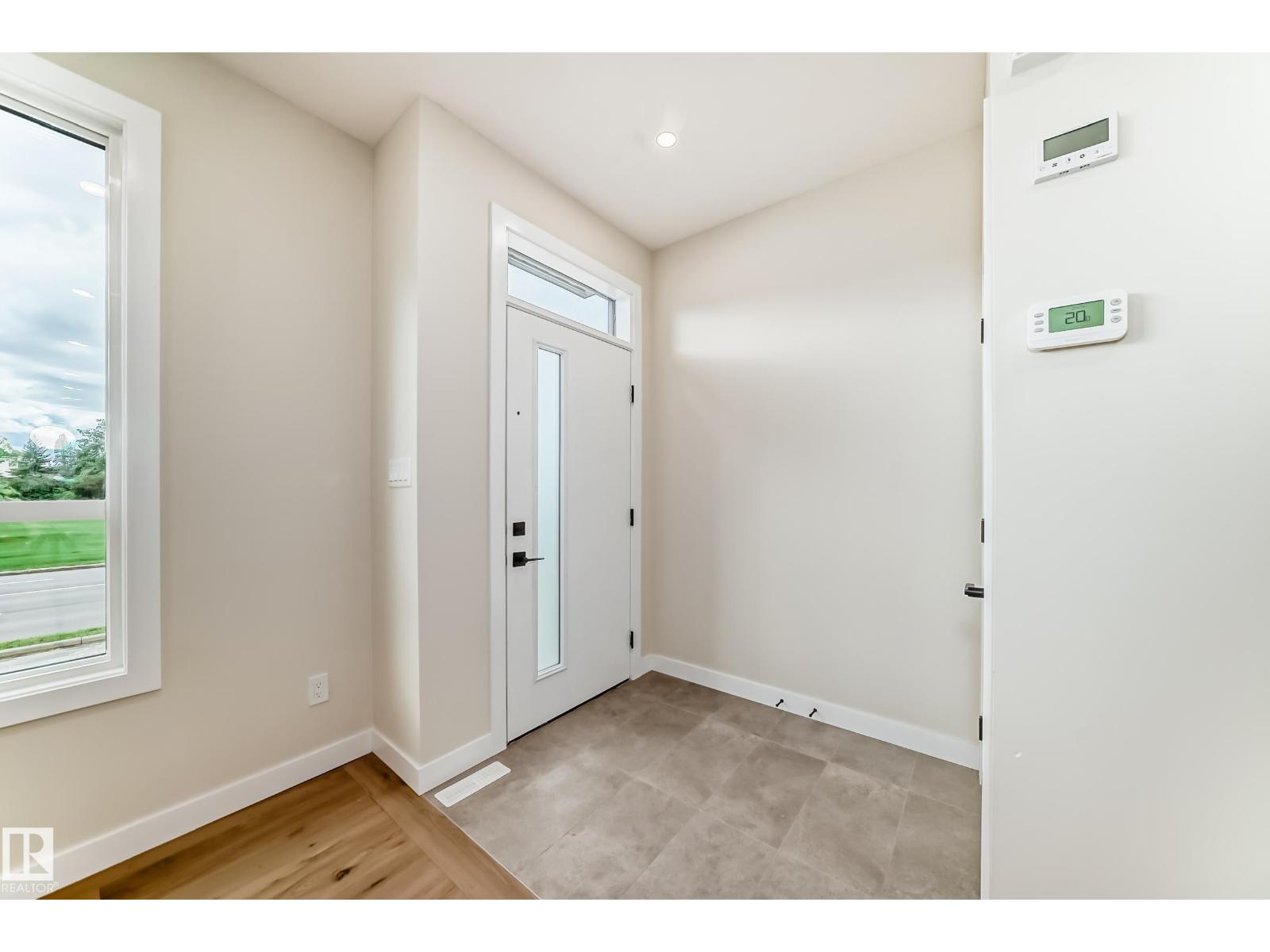 9637 85 St Nw Property Photo 19