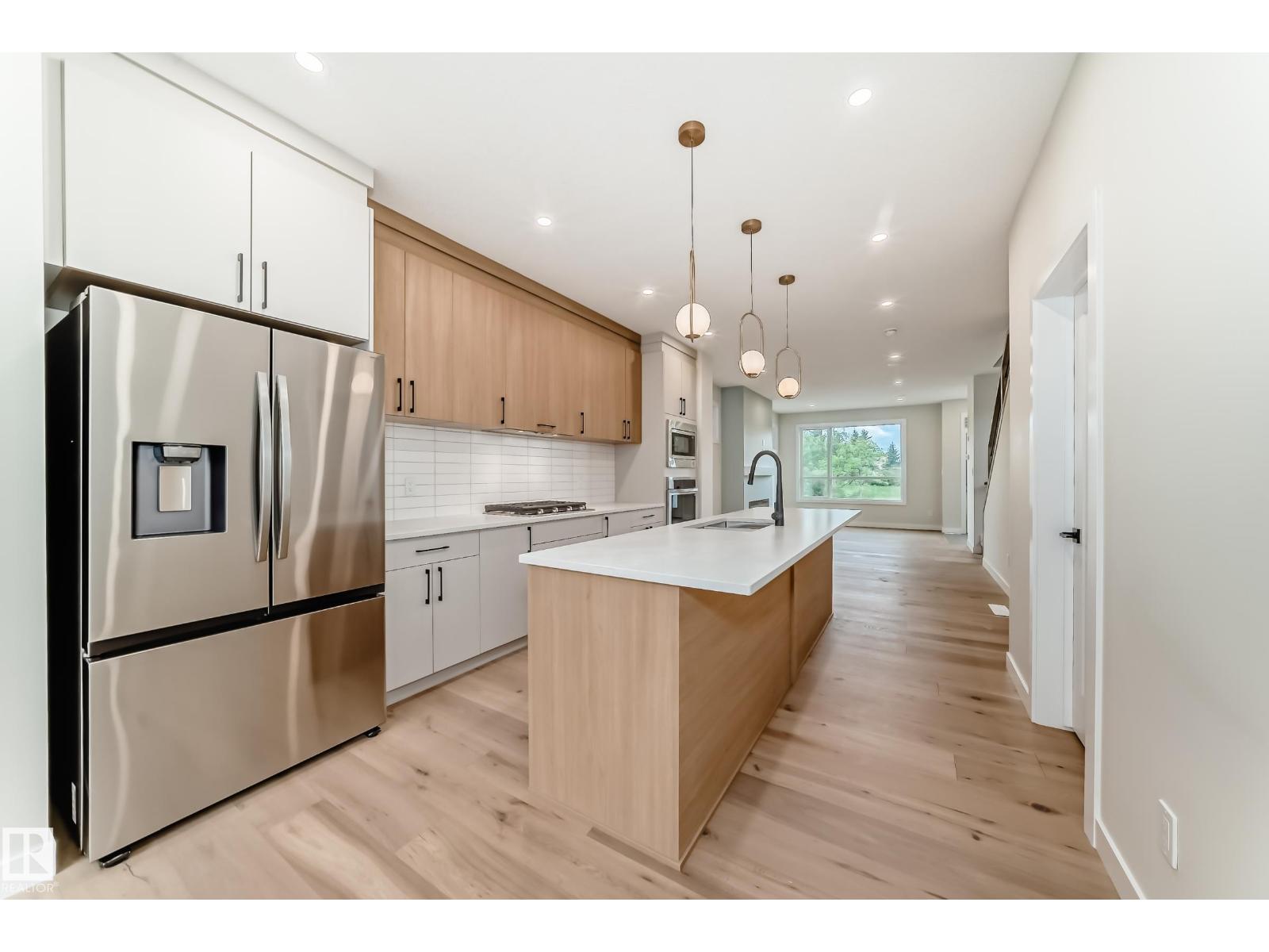 9637 85 St Nw Property Photo 25
