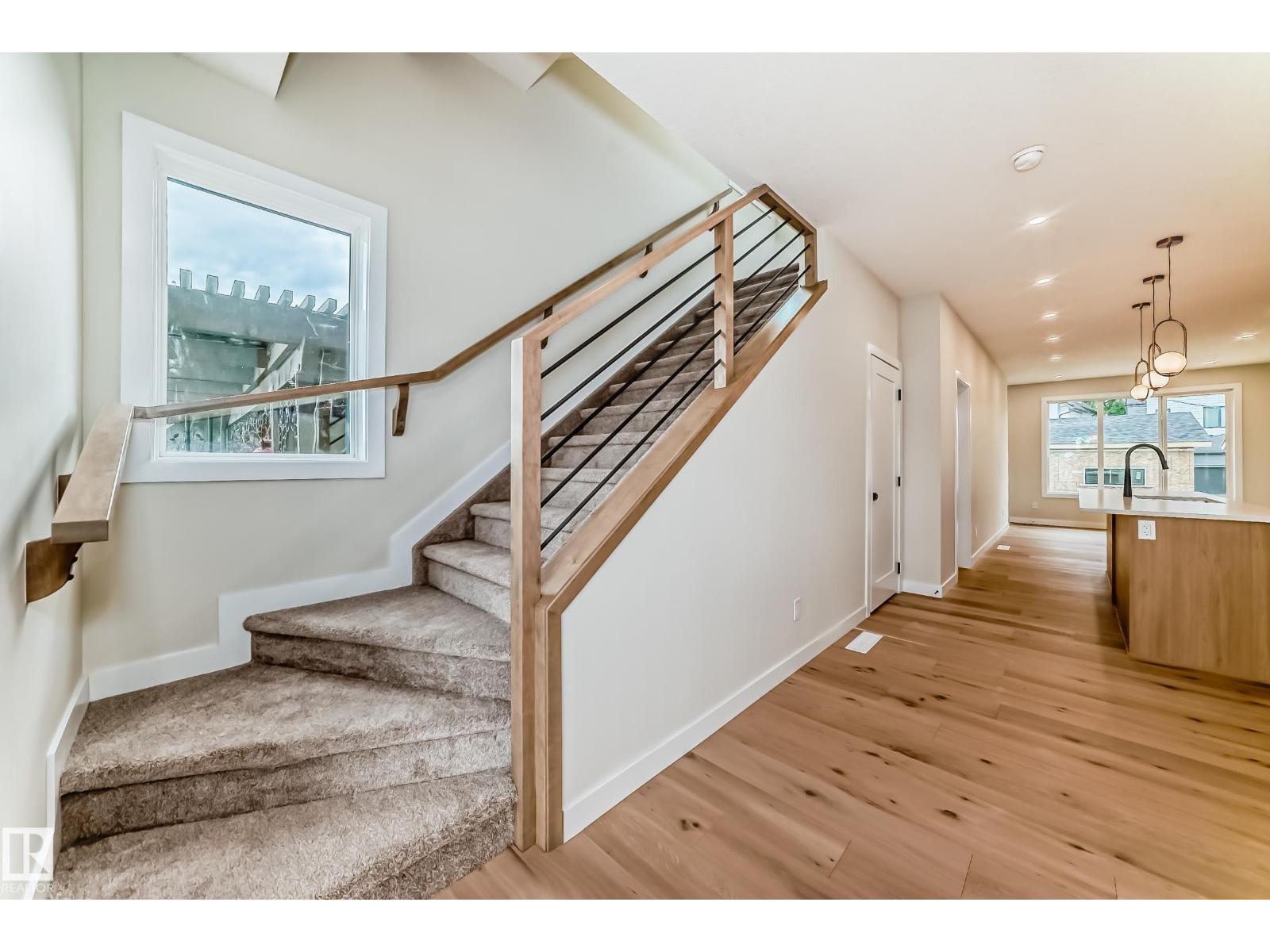9637 85 St Nw Property Photo 38