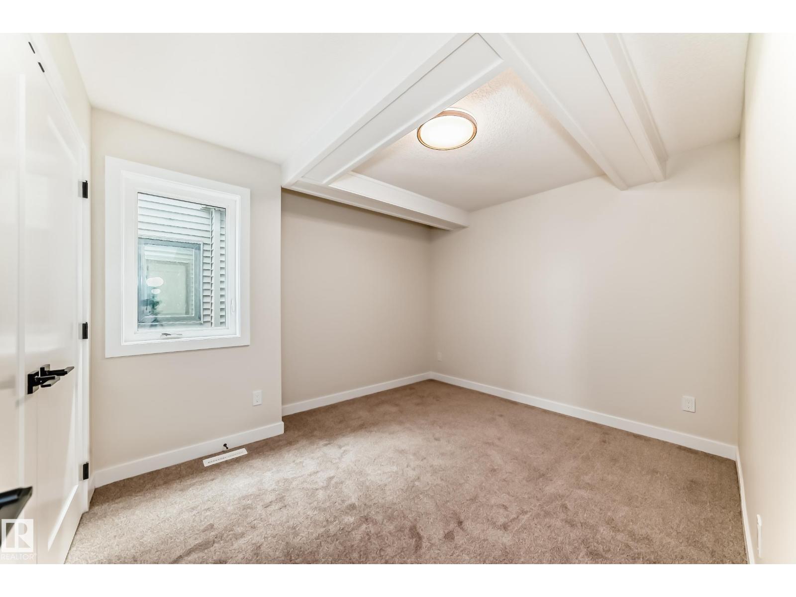 9637 85 St Nw Property Photo 51