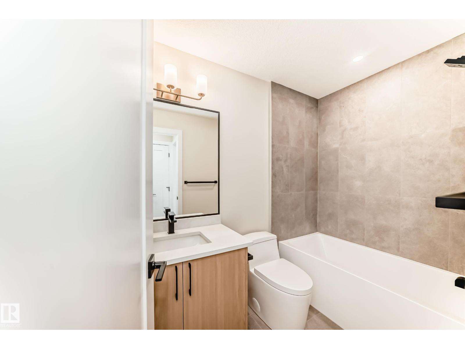 9637 85 St Nw Property Photo 53