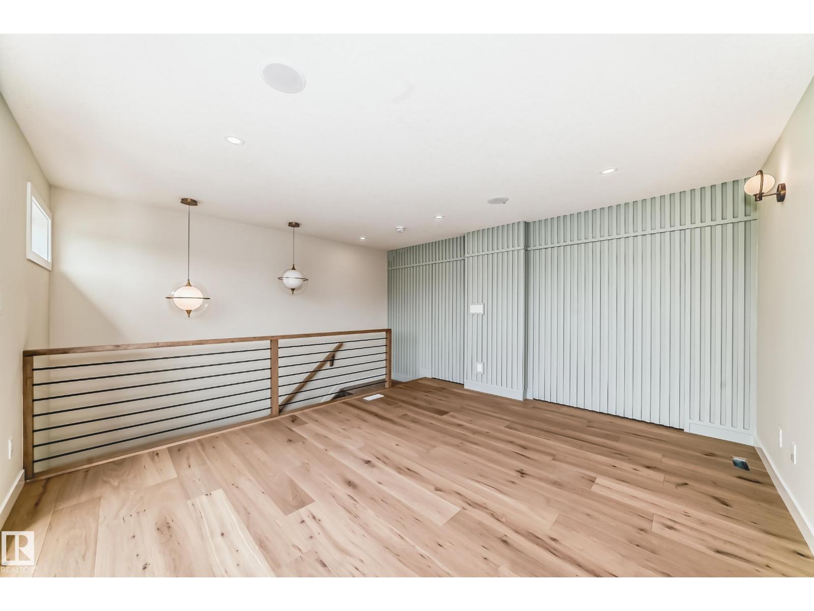 9637 85 St Nw Property Photo 66