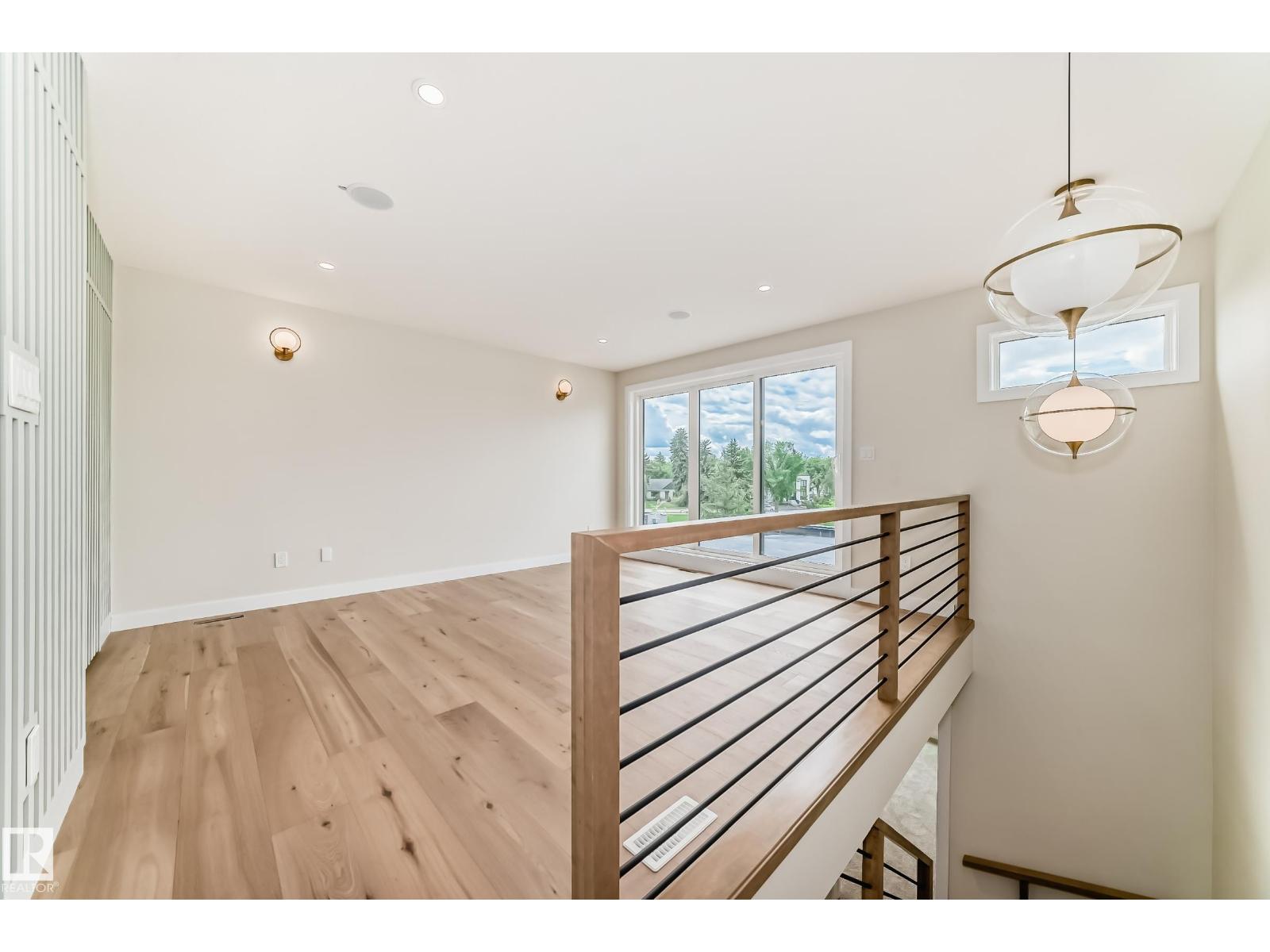 9637 85 St Nw Property Photo 68