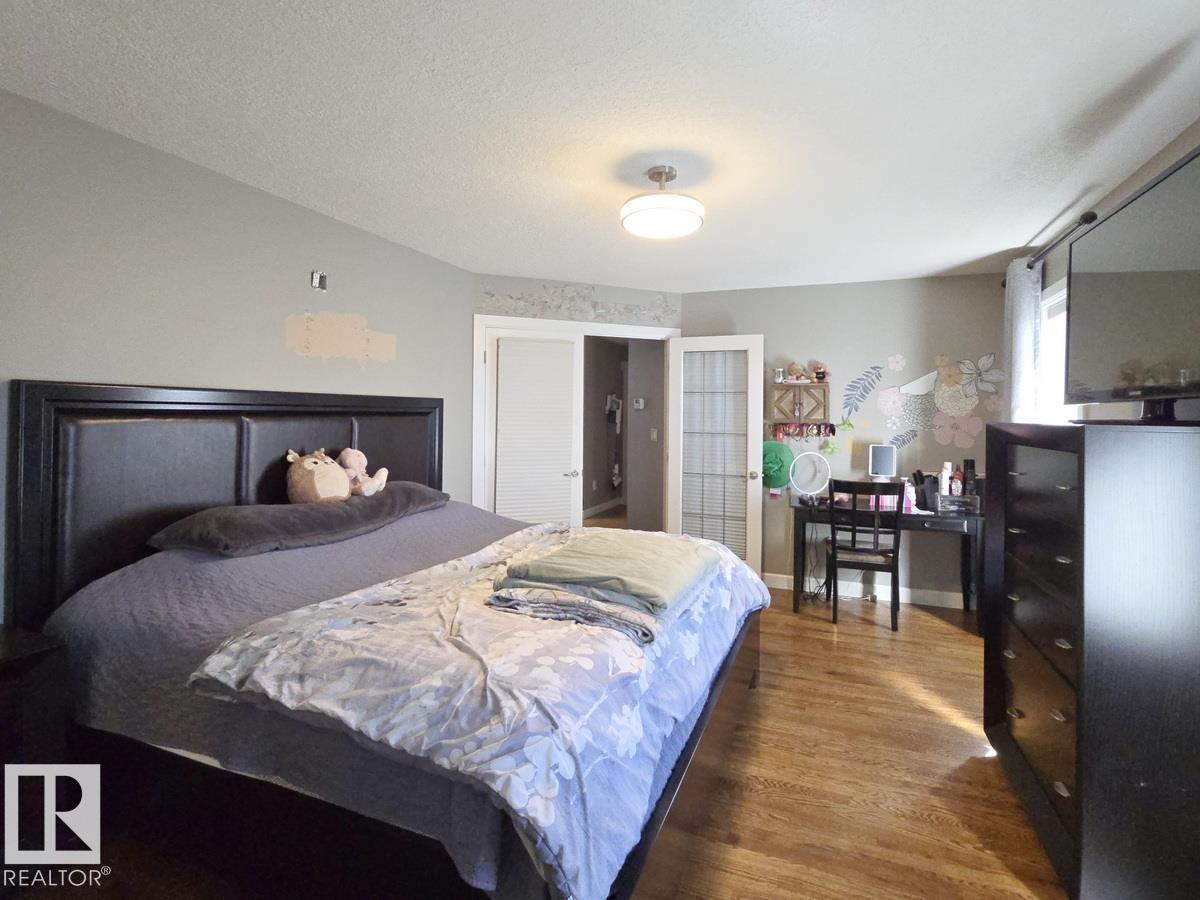 4420 56 Av Property Photo 16