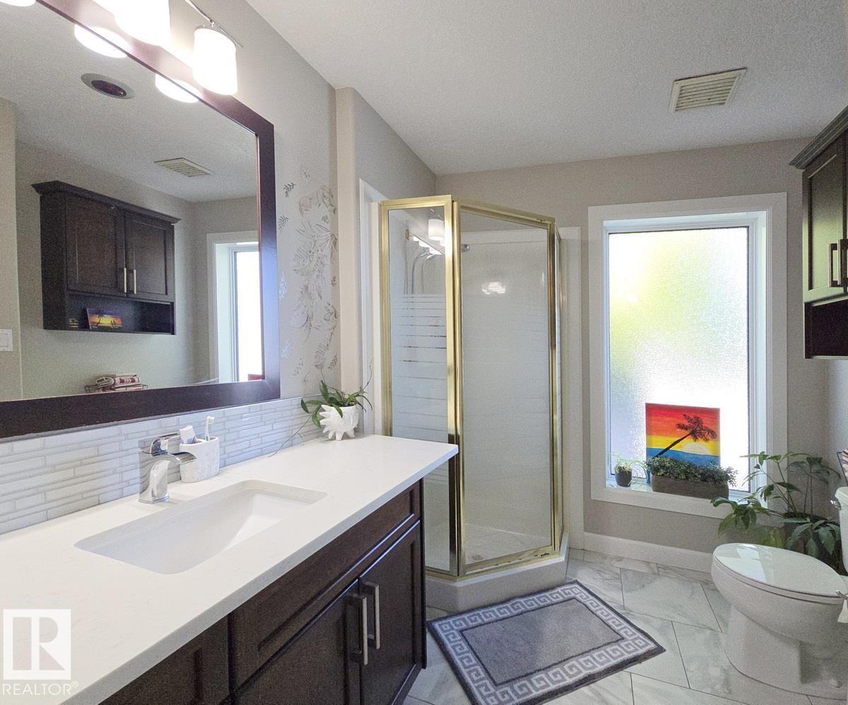 4420 56 Av Property Photo 17
